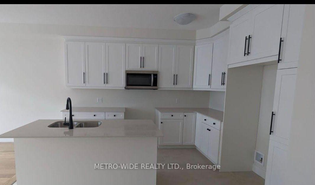 Photo 4 of Unit 113, 1960 Evans Boulevard, London, South U — HOMEH