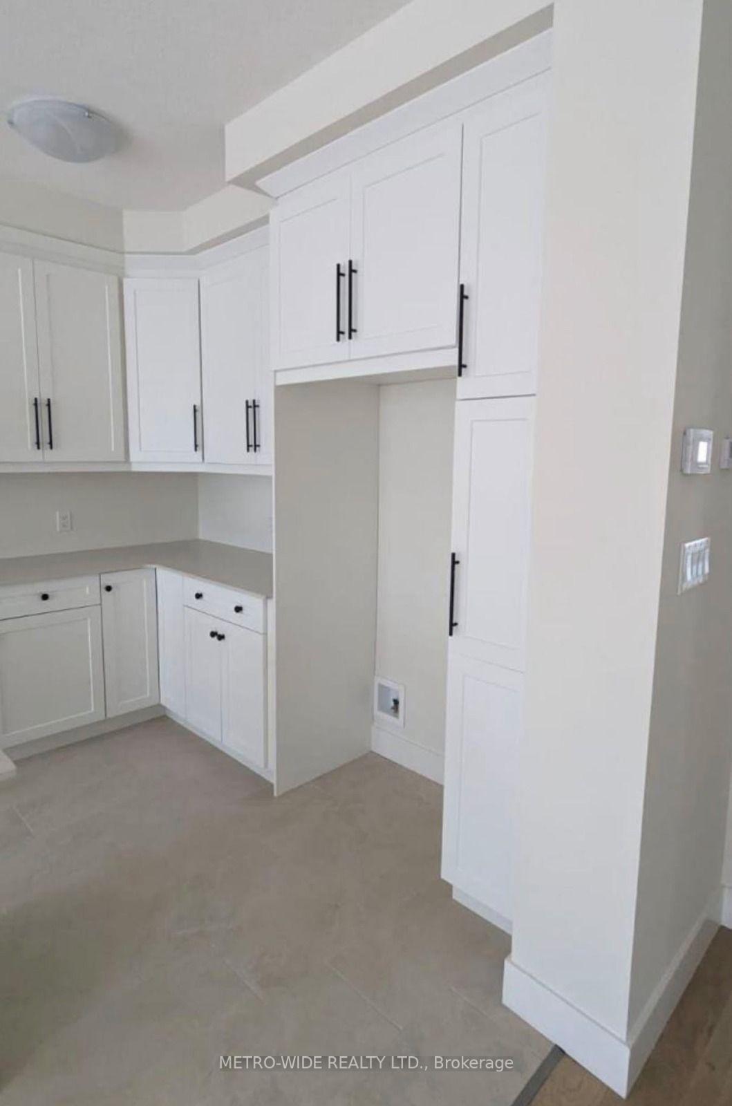 Photo 6 of Unit 113, 1960 Evans Boulevard, London, South U — HOMEH