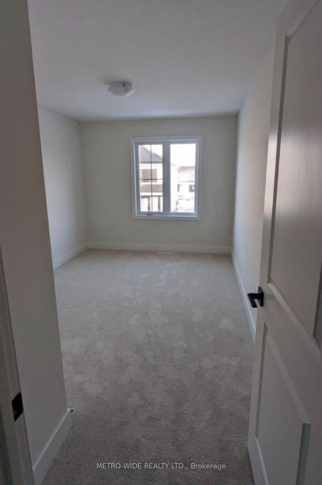 Photo 8 of Unit 113, 1960 Evans Boulevard, London, South U — HOMEH