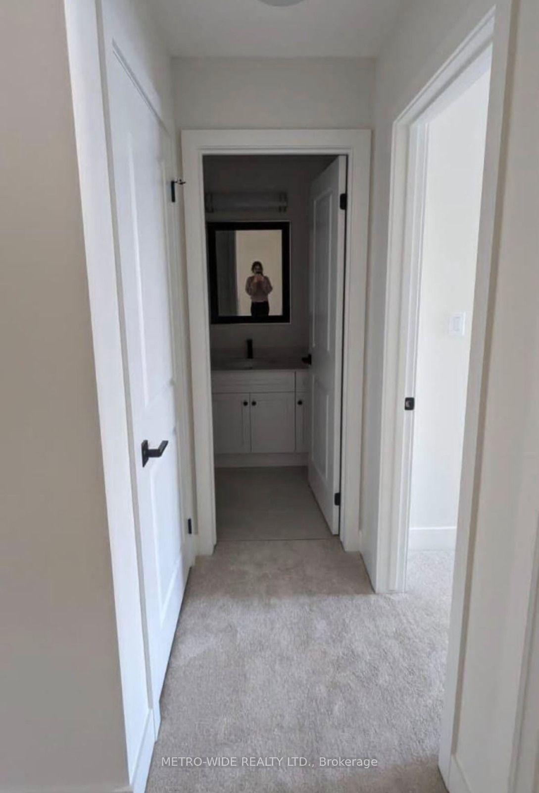 Photo 10 of Unit 113, 1960 Evans Boulevard, London, South U — HOMEH