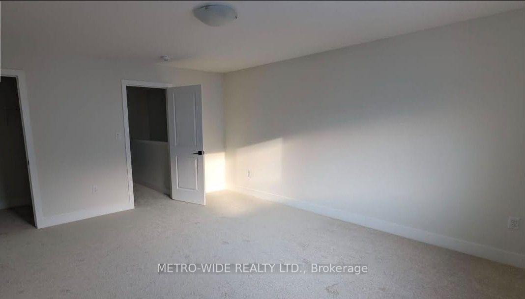 Photo 13 of Unit 113, 1960 Evans Boulevard, London, South U — HOMEH