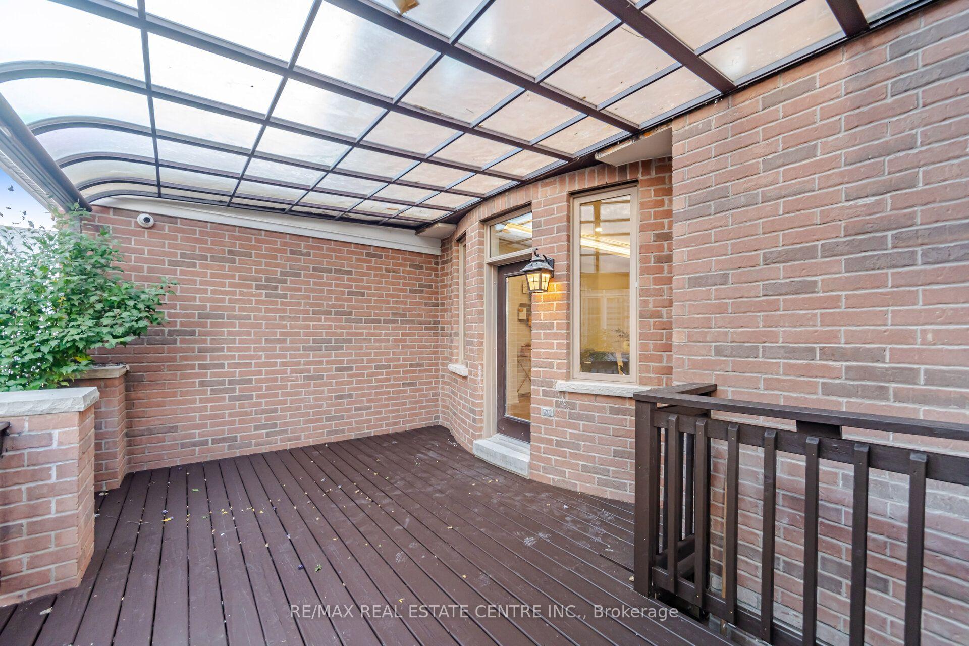 Photo 7 of 4 Calstock Place, Brampton, Credit Valley — HOMEH