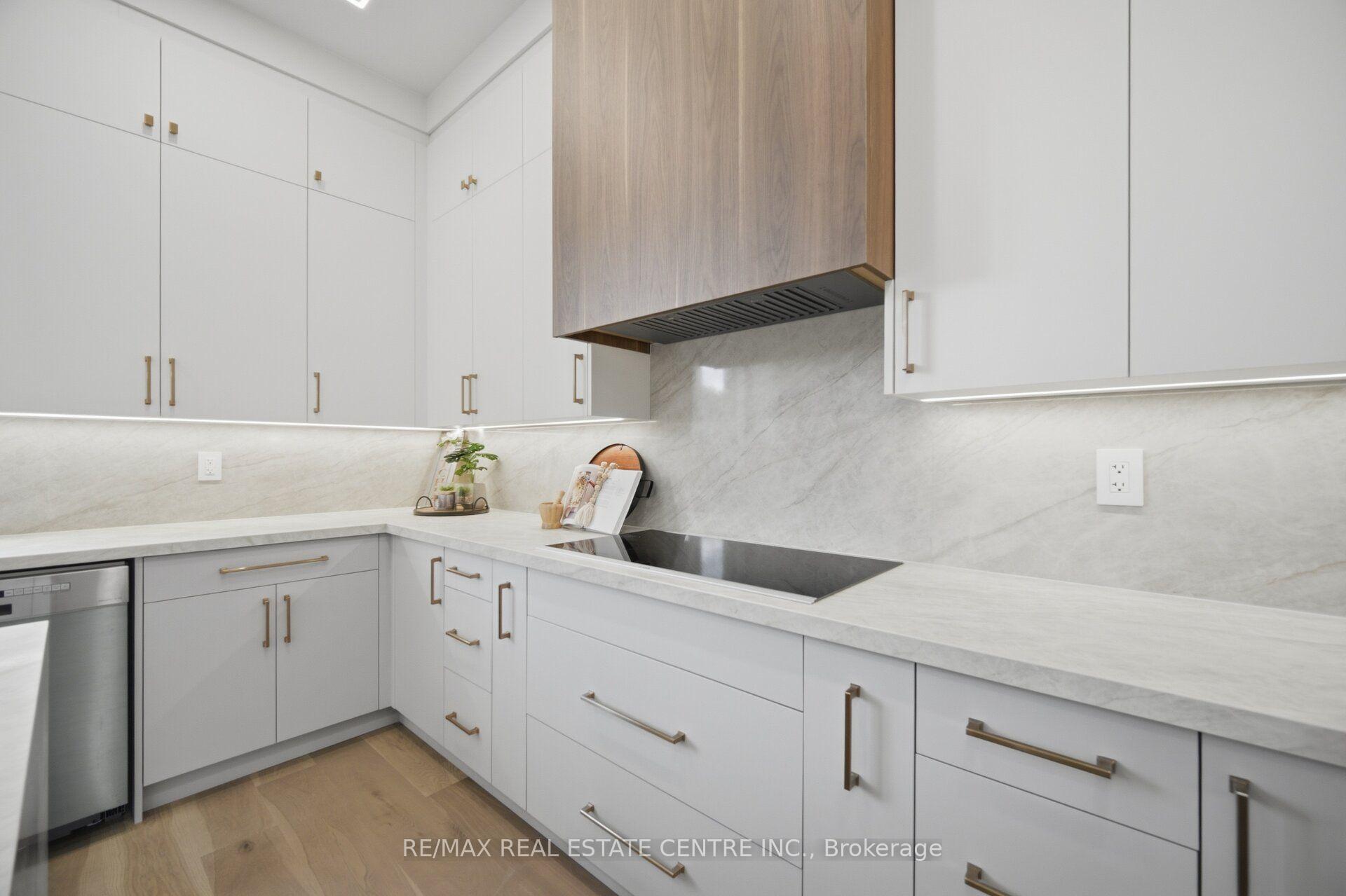 Photo 12 of 4 Calstock Place, Brampton, Credit Valley — HOMEH