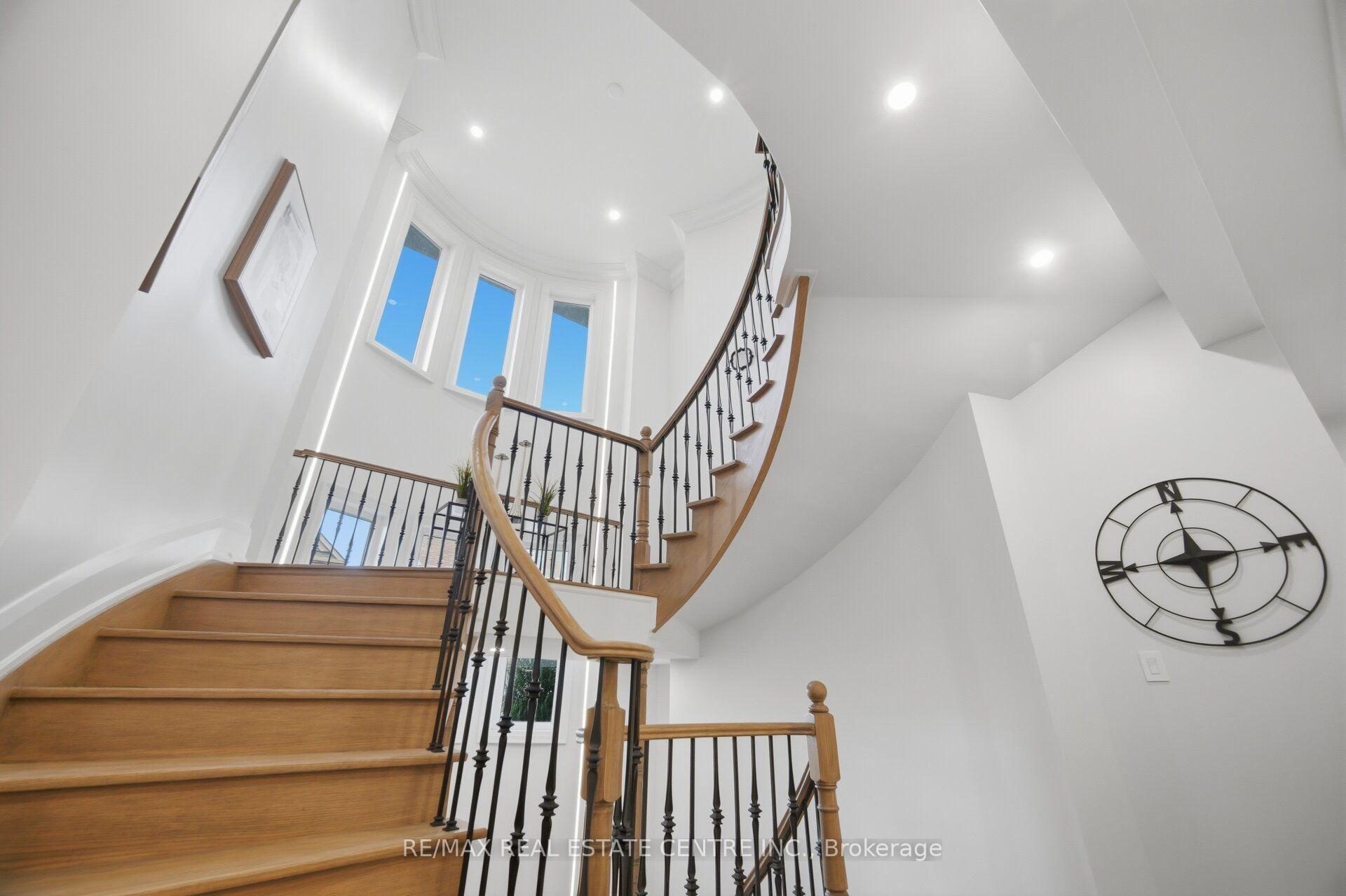 Photo 34 of 4 Calstock Place, Brampton, Credit Valley — HOMEH