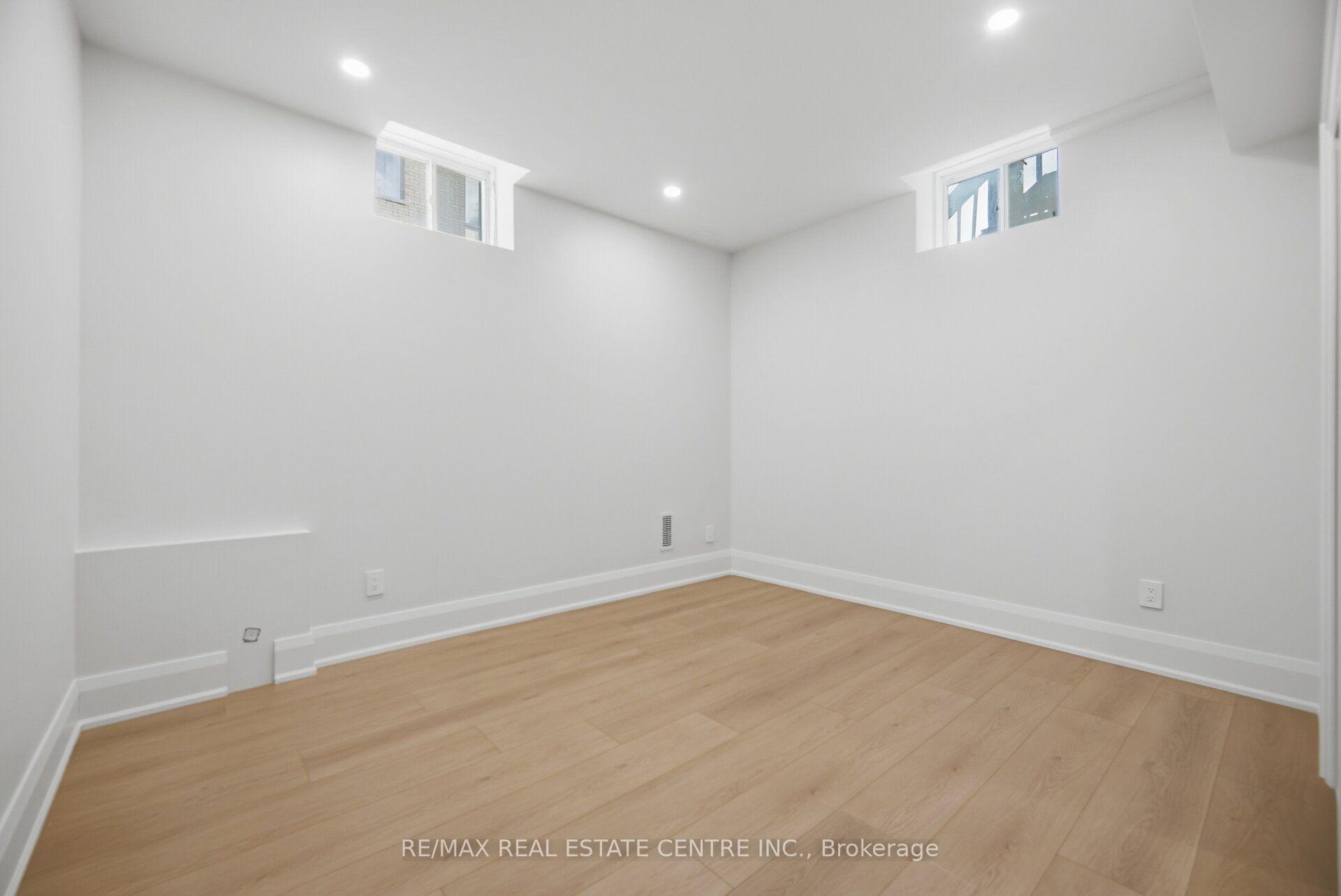 Photo 42 of 4 Calstock Place, Brampton, Credit Valley — HOMEH