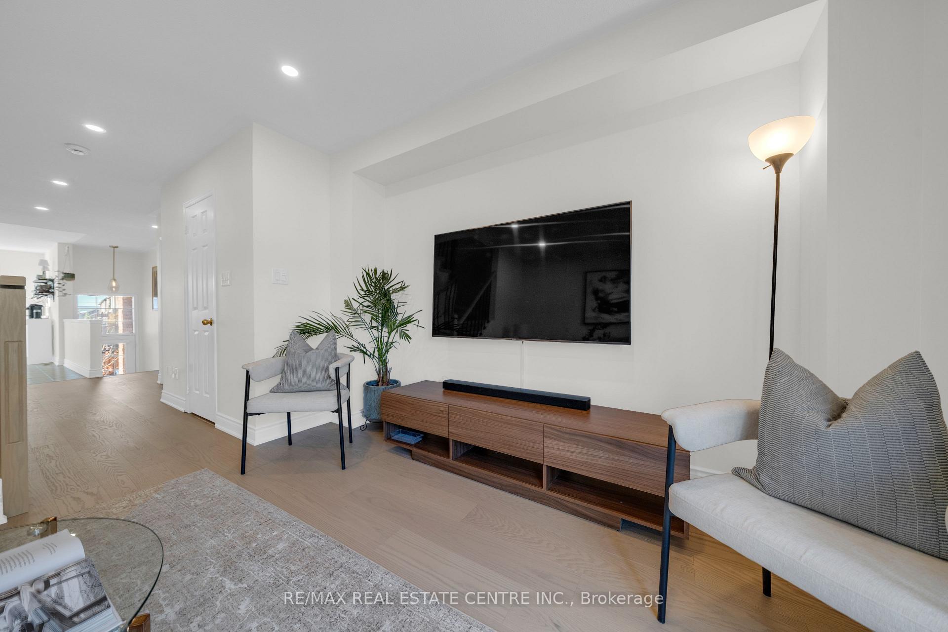 Photo 30 of 3440 Redpath Circle, Mississauga, Lisgar — HOMEH