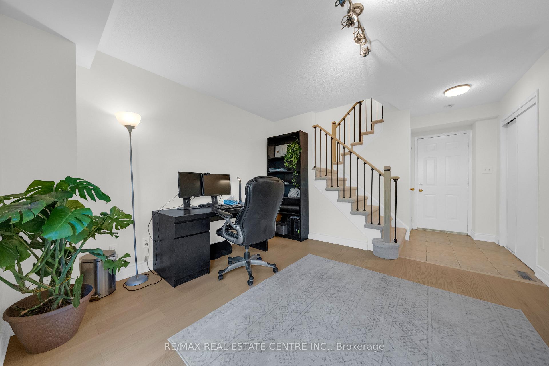 Photo 66 of 3440 Redpath Circle, Mississauga, Lisgar — HOMEH