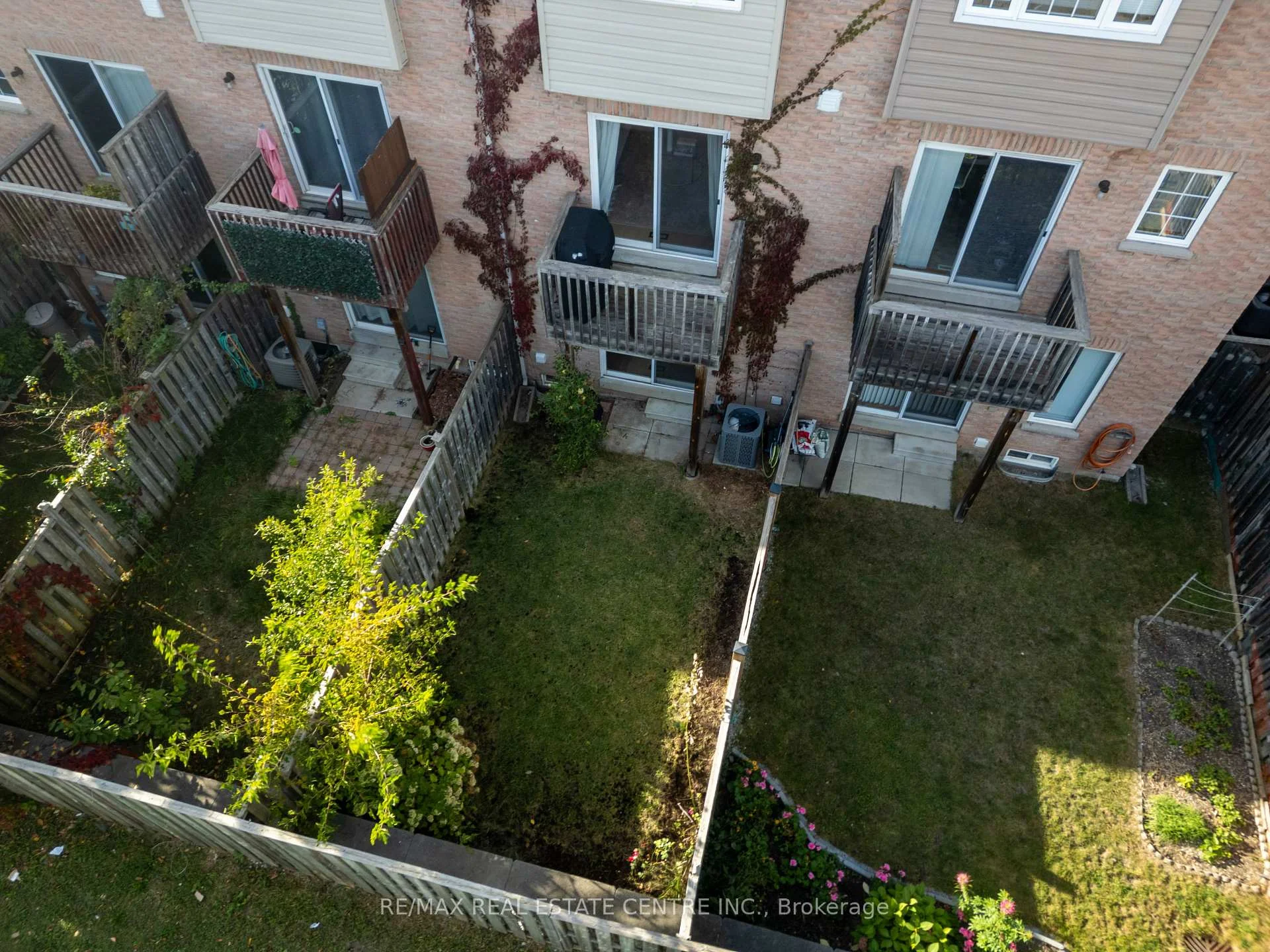 Photo 72 of 3440 Redpath Circle, Mississauga, Lisgar — HOMEH