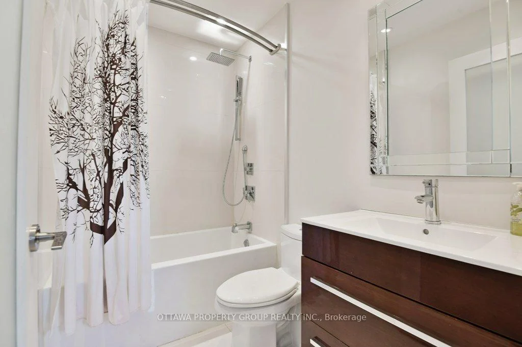 Photo 35 of 10 Chestnut Street, Ottawa, Ottawa East — HOMEH
