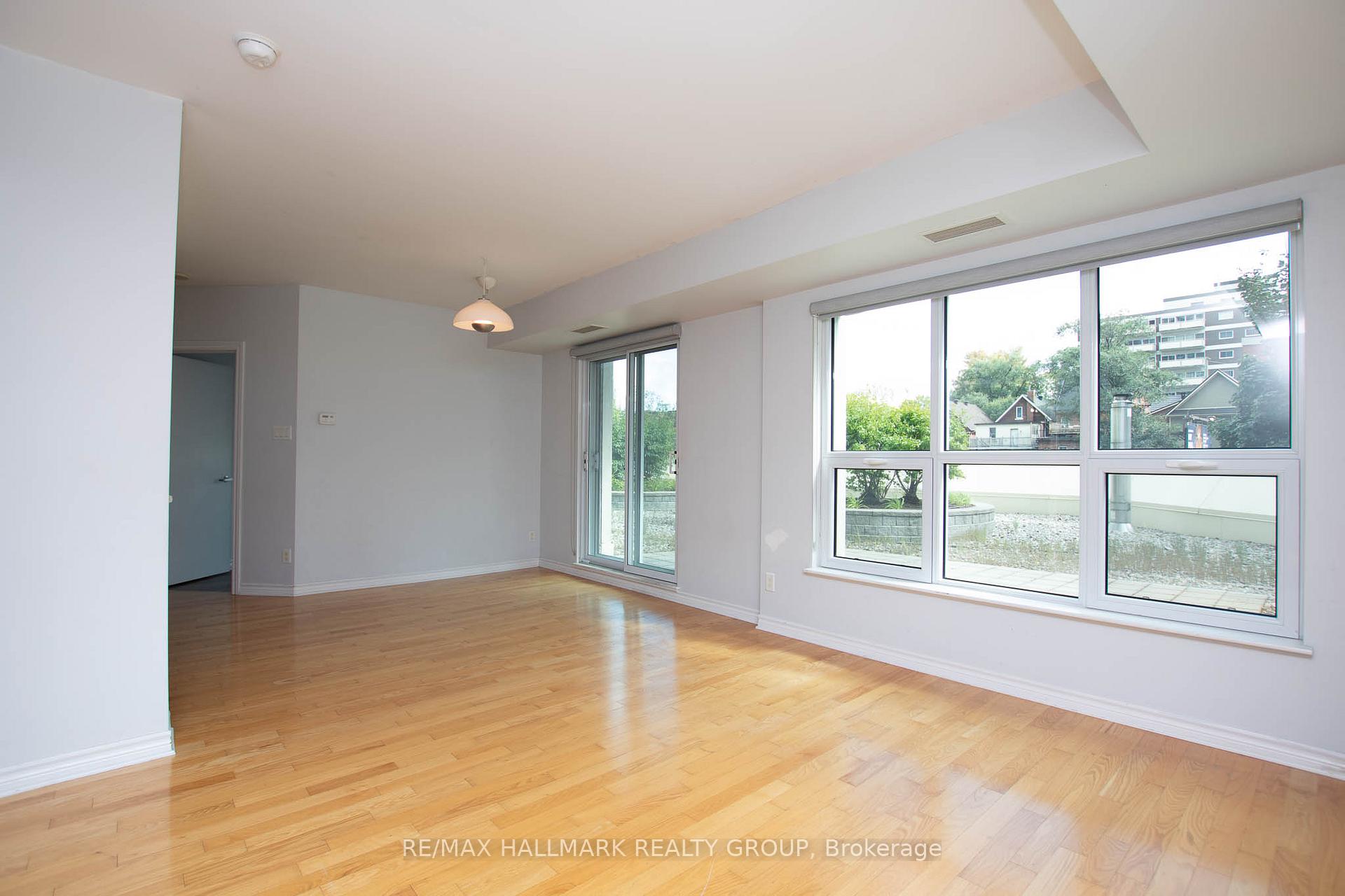 Photo 17 of Unit 207, 200 Rideau Street, Ottawa, Sandy Hill — HOMEH