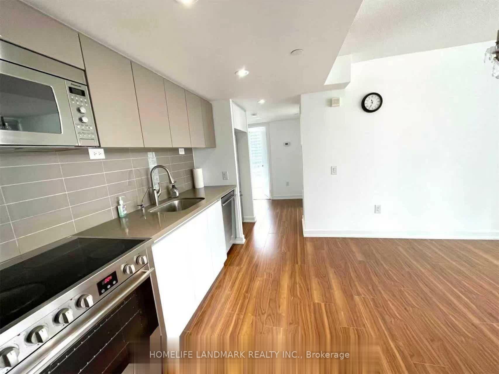 Photo 4 of Unit 1115, 75 Queens Wharf Road, Toronto, Waterfront Communities — HOMEH