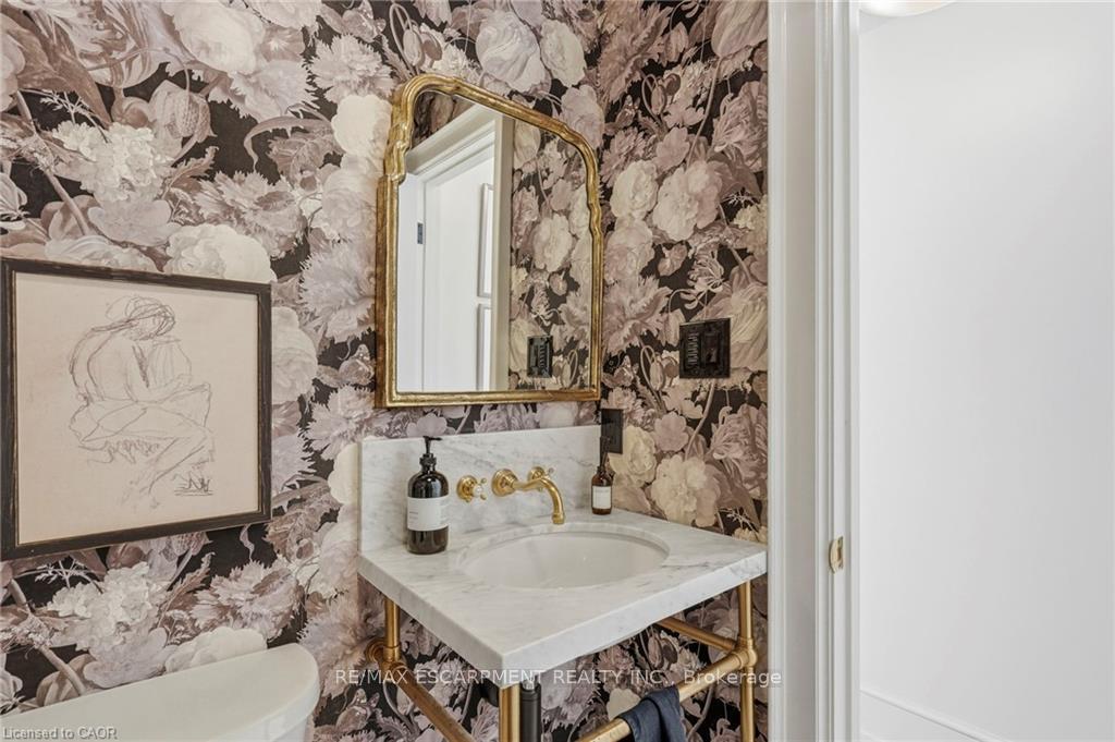 Photo 22 of 305 Randall Street, Oakville, Old Oakville — HOMEH