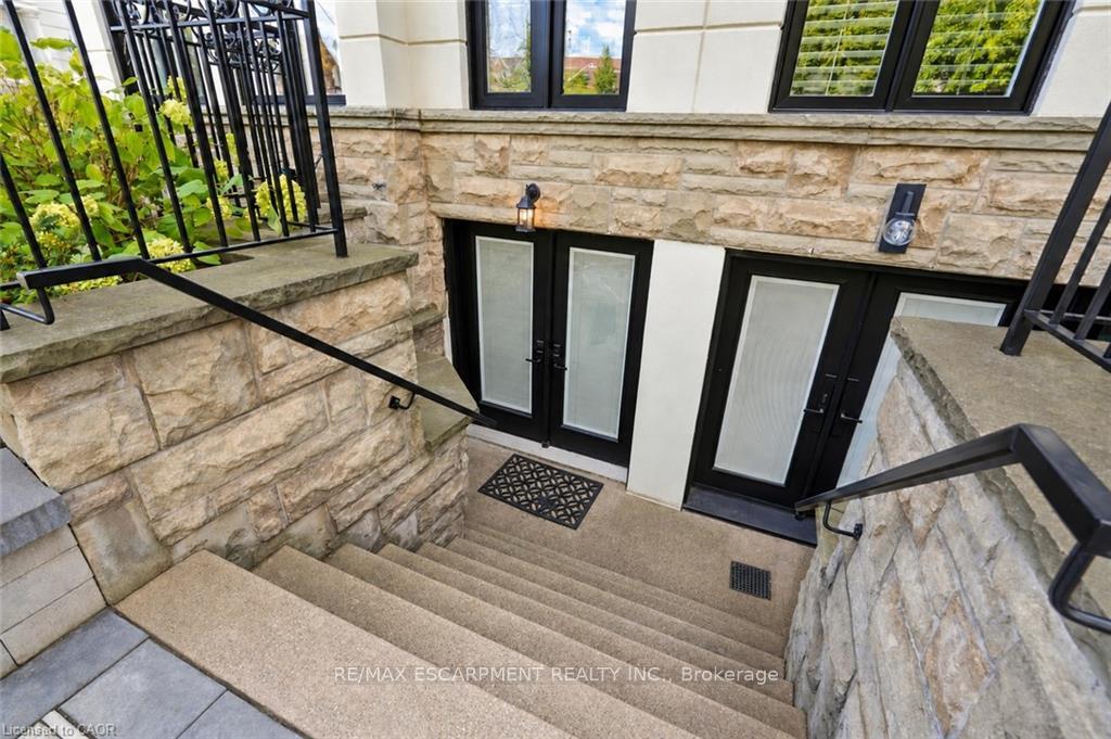 Photo 29 of 305 Randall Street, Oakville, Old Oakville — HOMEH