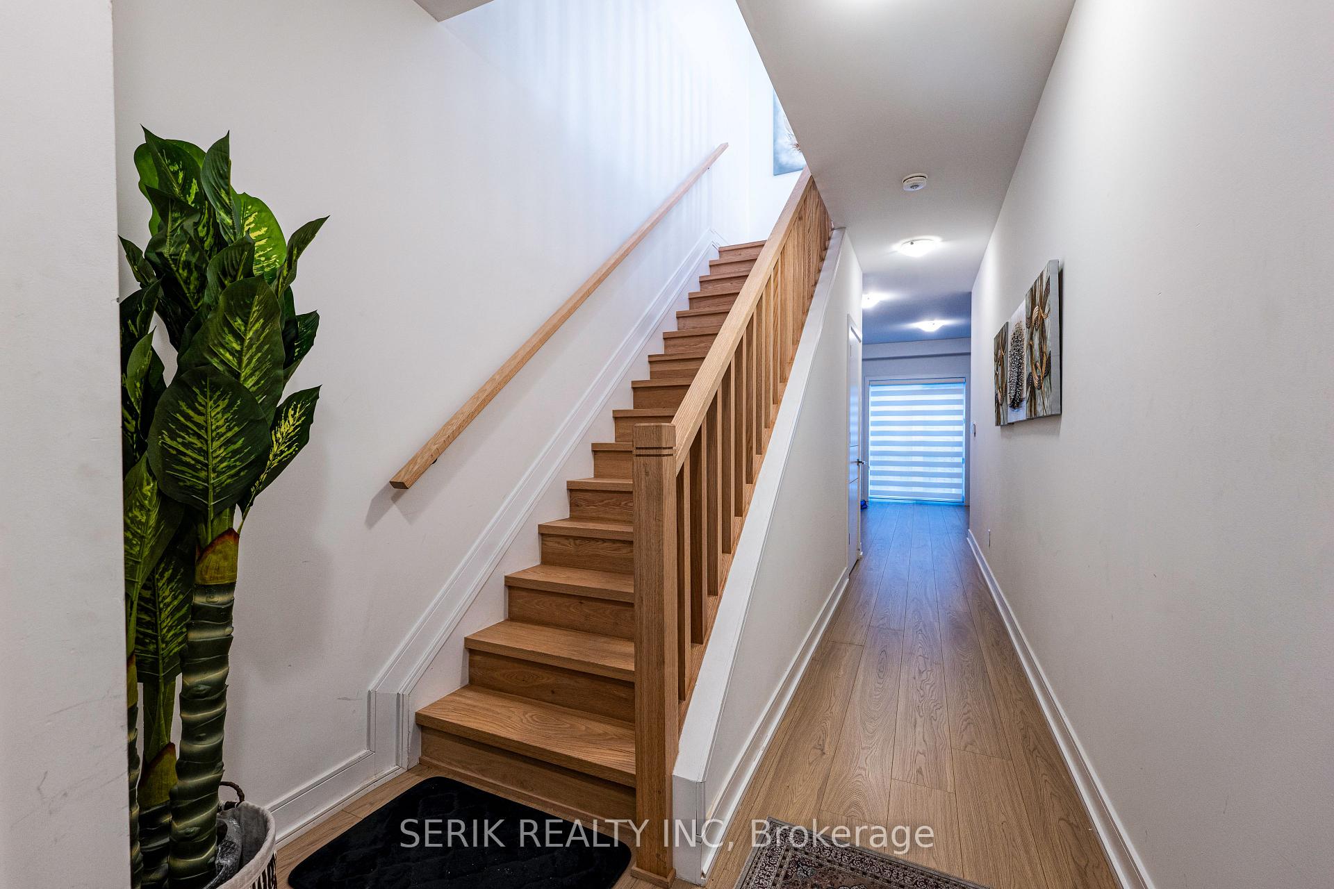 Photo 8 of 3 Taylor Court, Caledon, Bolton West — HOMEH
