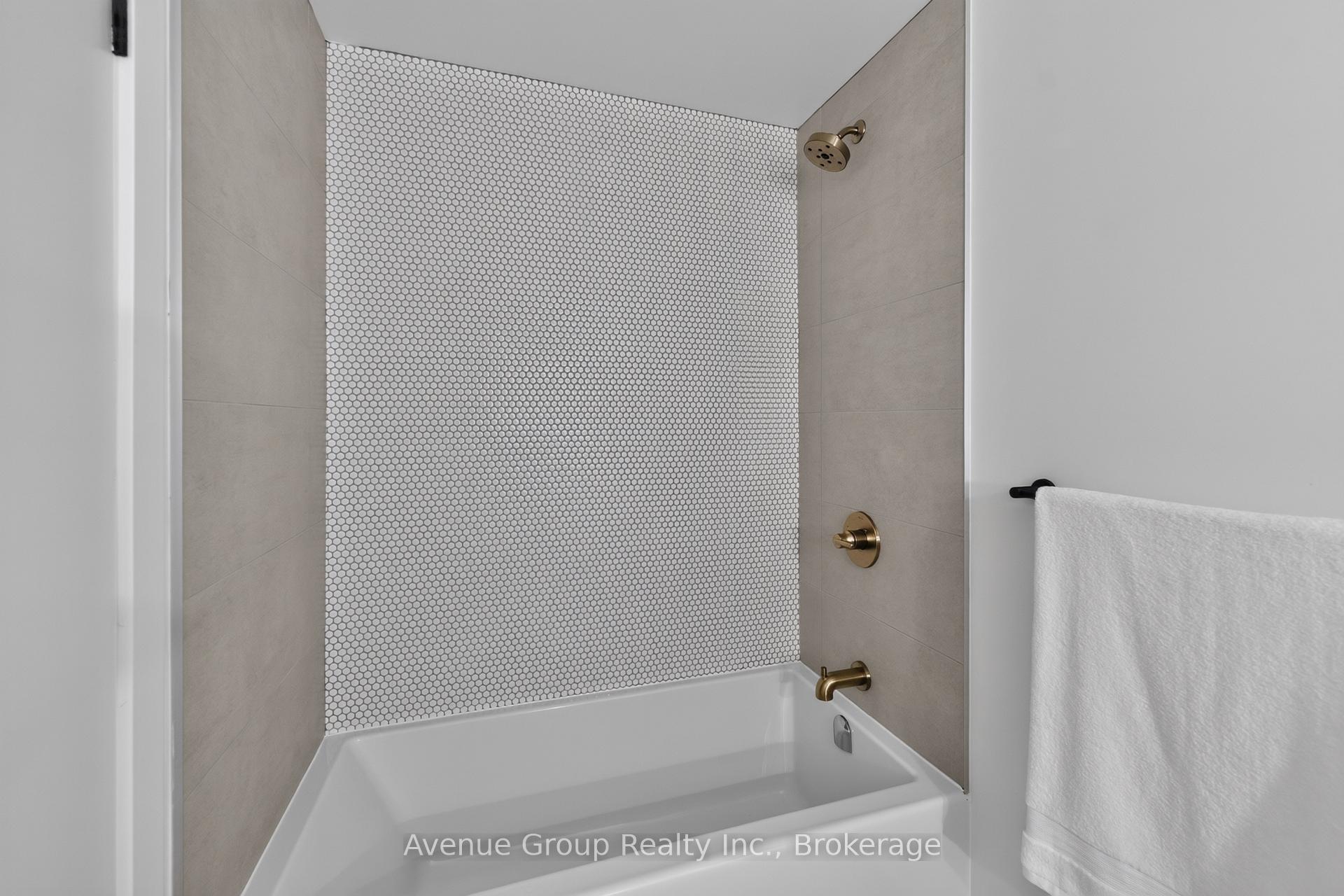 Photo 21 of Unit 202, 1285 Queen Street E, Toronto, Greenwood-Coxwell — HOMEH