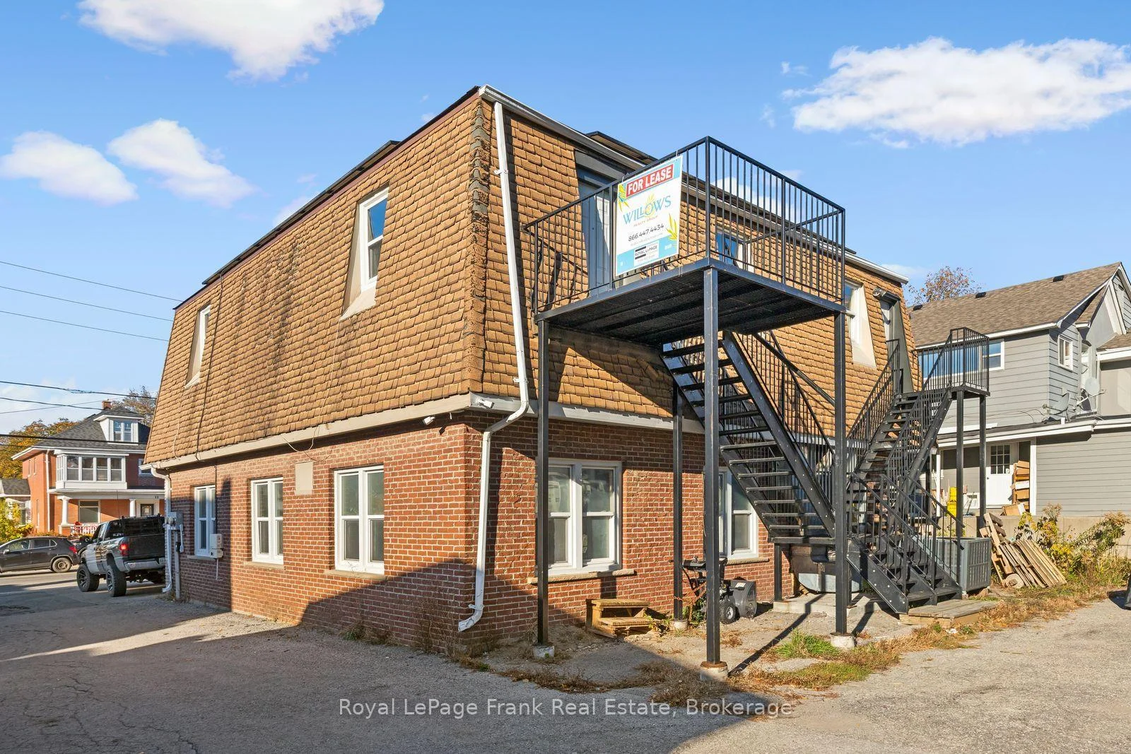 Front of Unit 2 West, 10 Brock Street W