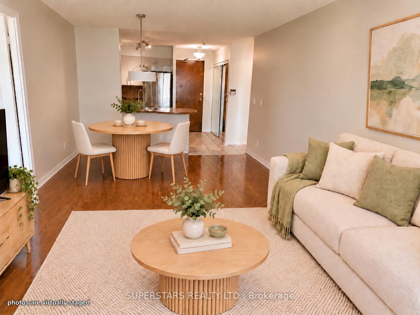 Photo 2 of Unit PH02, 23 Oneida Crescent, Richmond Hill, Langstaff — HOMEH