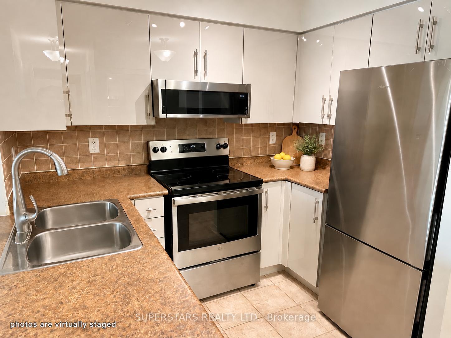 Photo 6 of Unit PH02, 23 Oneida Crescent, Richmond Hill, Langstaff — HOMEH