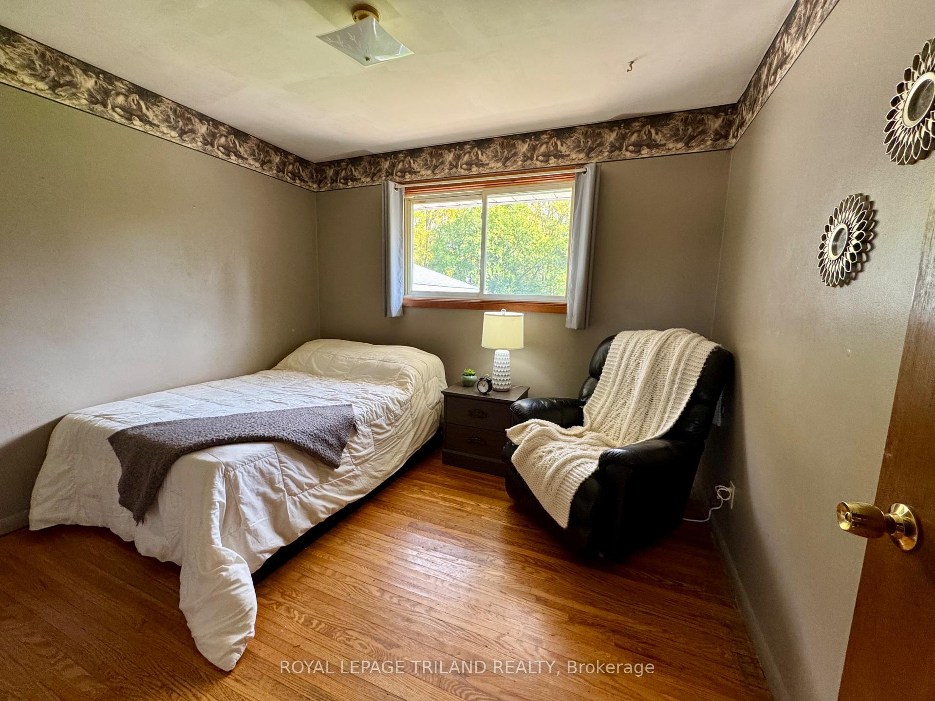 Photo 57 of 272 Richmond Street, North Middlesex, Parkhill — HOMEH