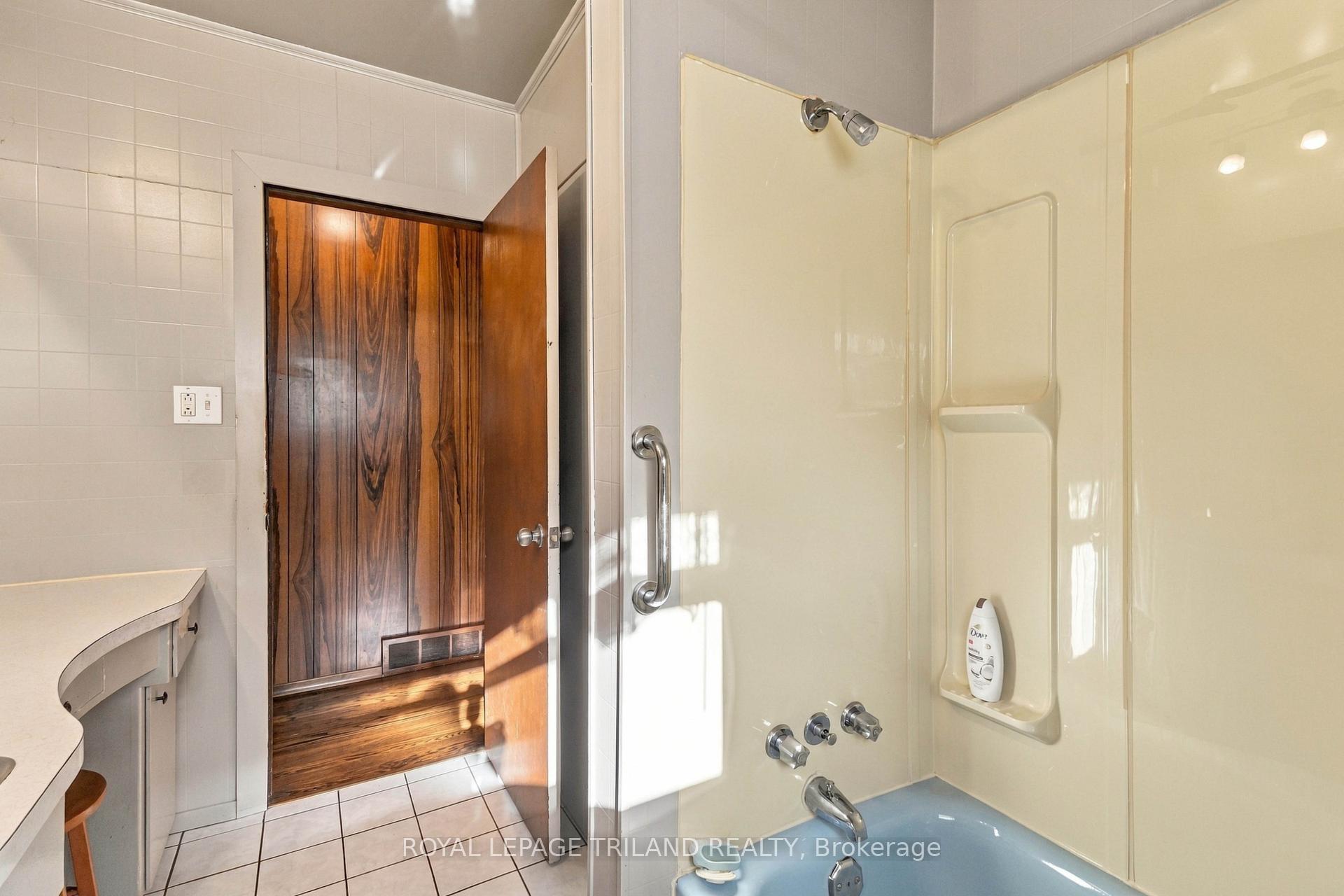Photo 64 of 272 Richmond Street, North Middlesex, Parkhill — HOMEH