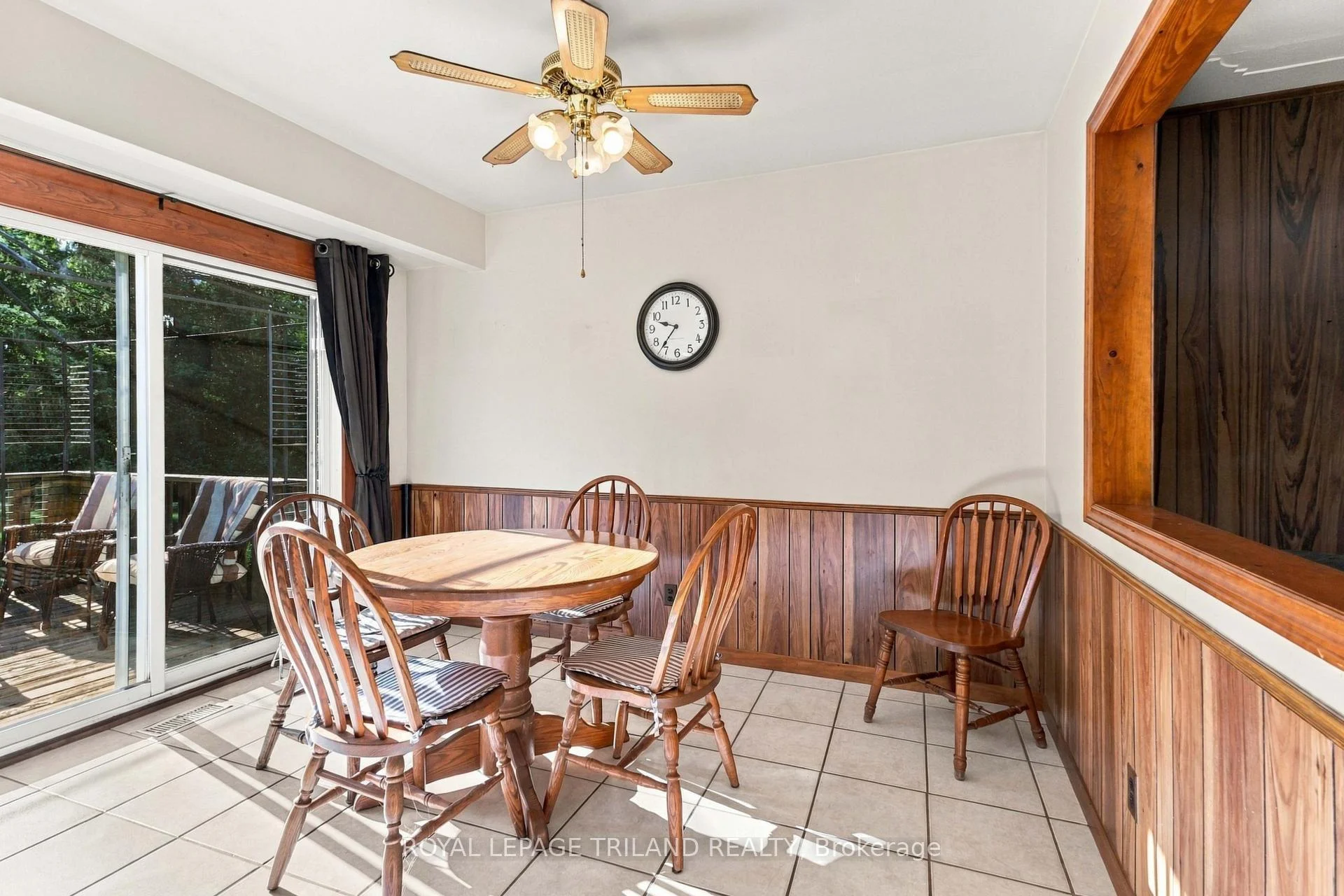 Photo 12 of 272 Richmond Street, North Middlesex, Parkhill — HOMEH