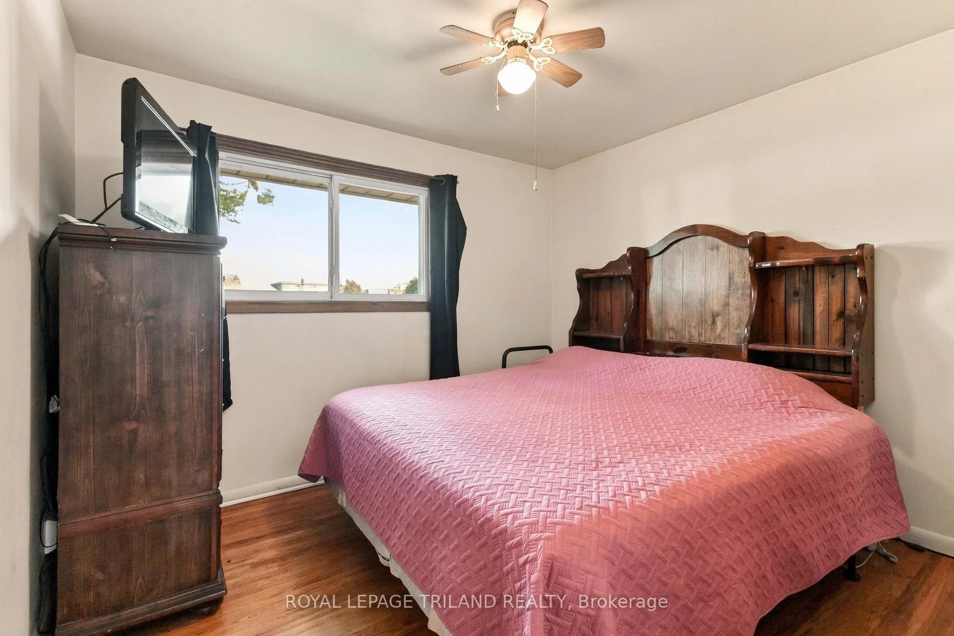 Photo 13 of 272 Richmond Street, North Middlesex, Parkhill — HOMEH