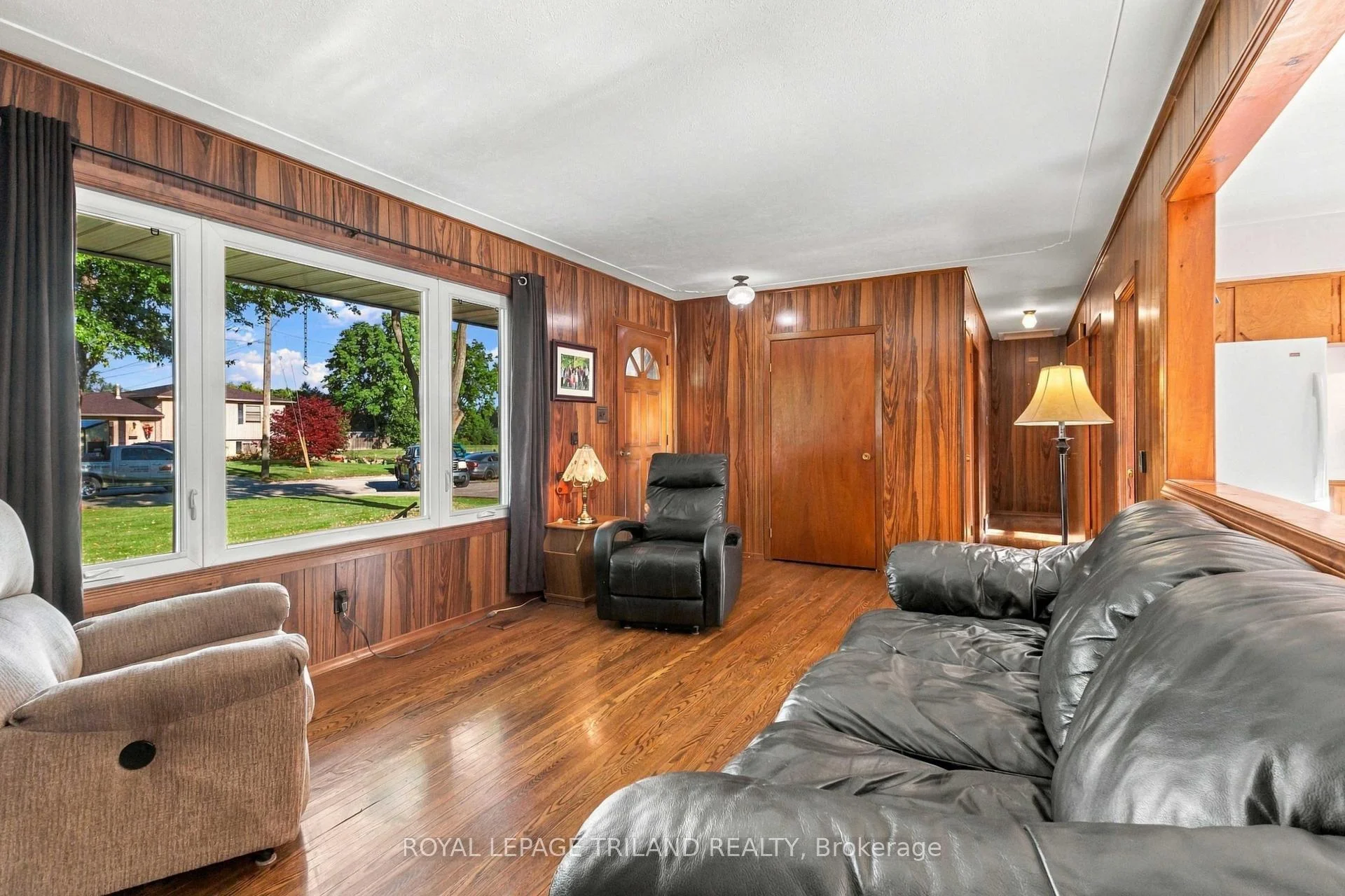 Photo 20 of 272 Richmond Street, North Middlesex, Parkhill — HOMEH