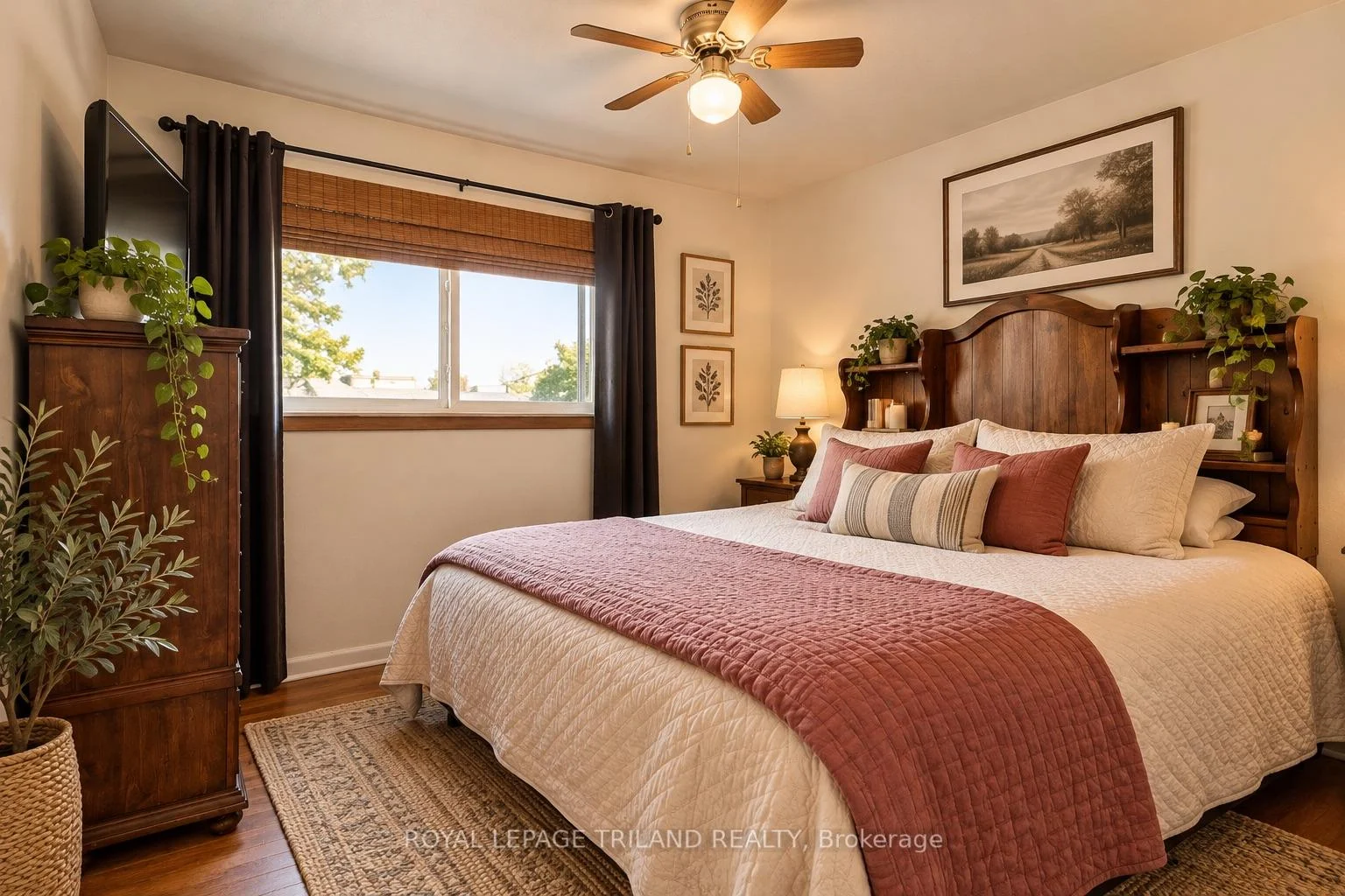 Photo 34 of 272 Richmond Street, North Middlesex, Parkhill — HOMEH