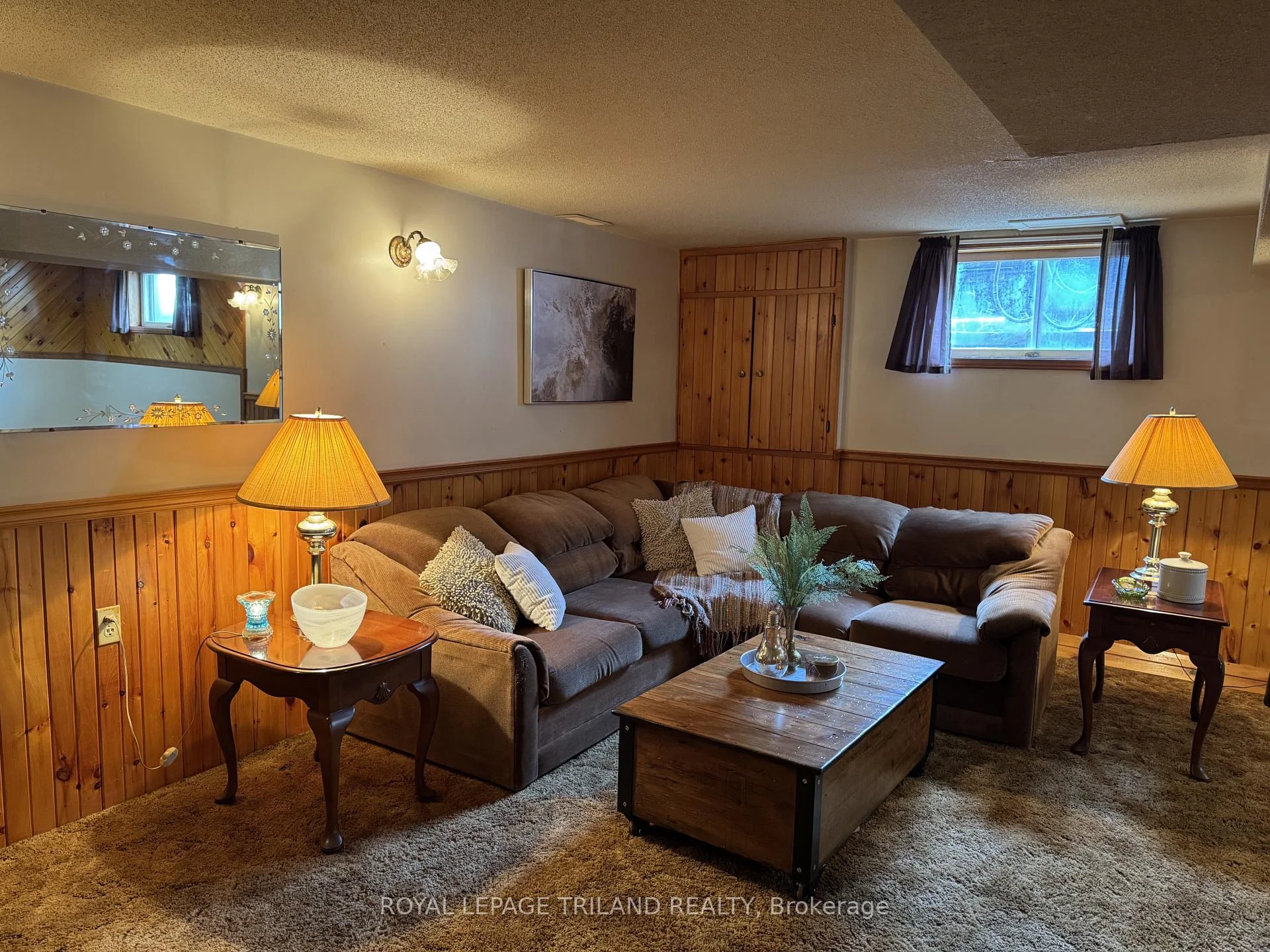 Photo 42 of 272 Richmond Street, North Middlesex, Parkhill — HOMEH