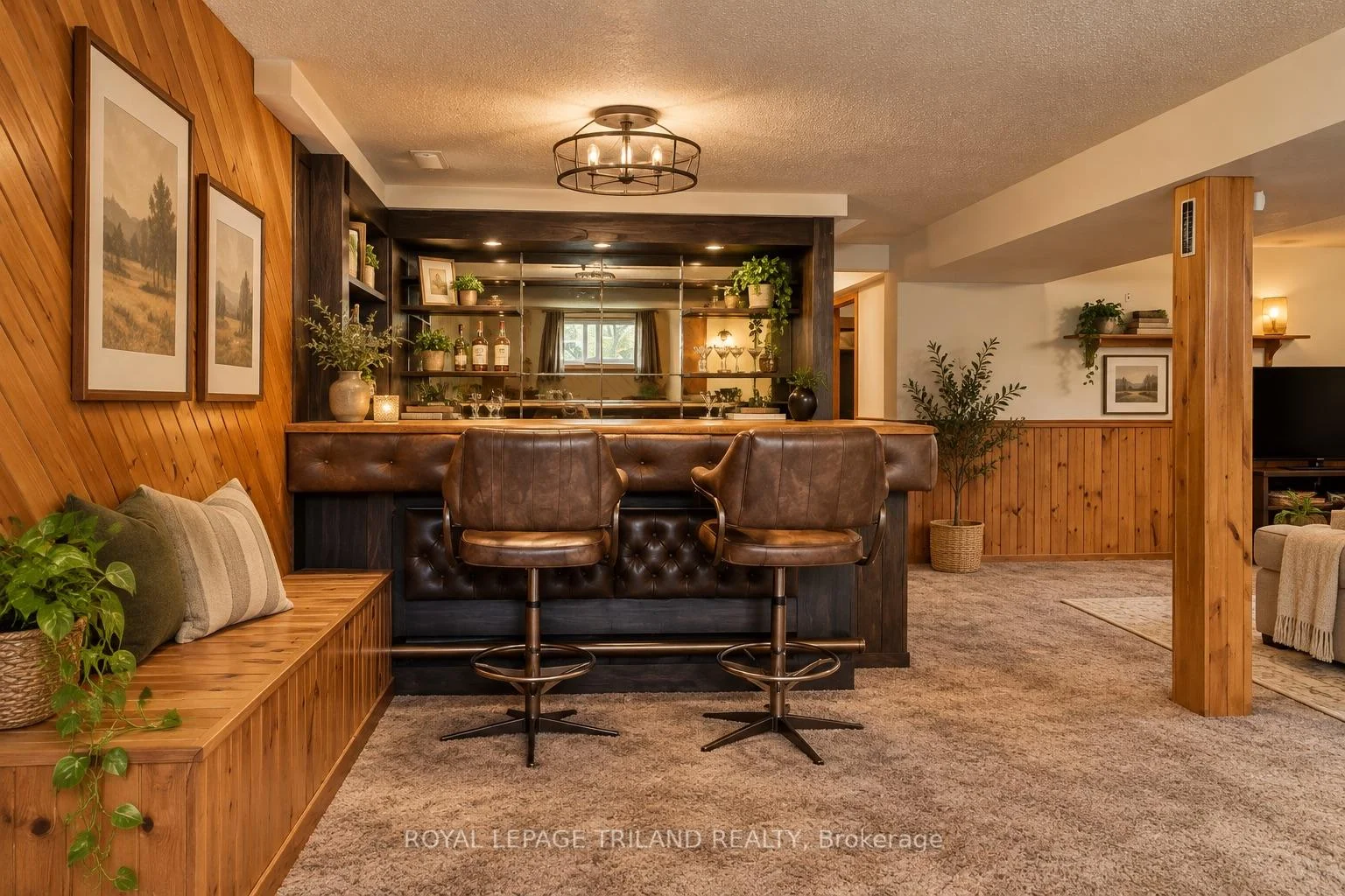 Photo 52 of 272 Richmond Street, North Middlesex, Parkhill — HOMEH