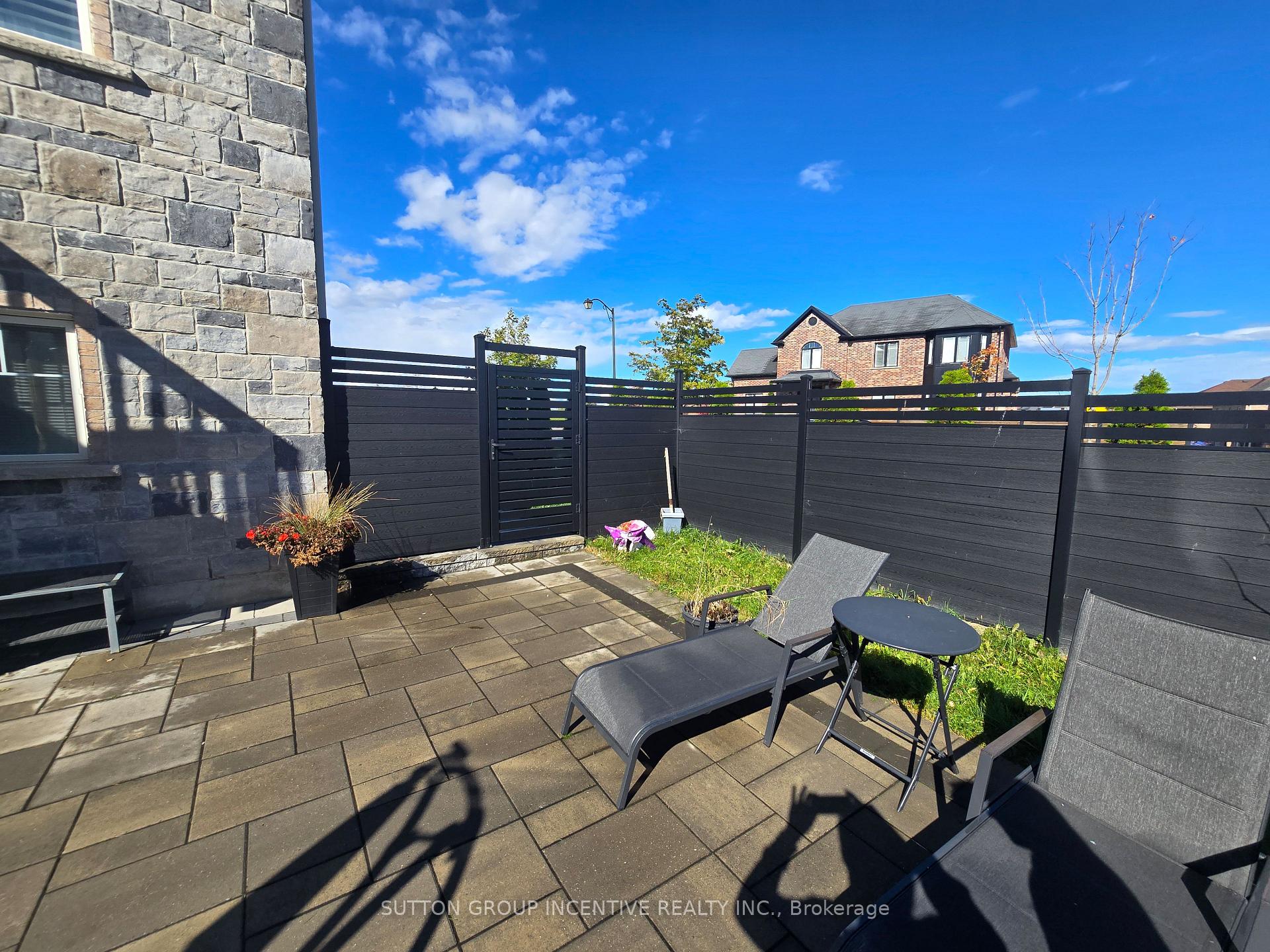 Photo 8 of 1415 Lormel Gate Avenue, Innisfil, Lefroy — HOMEH