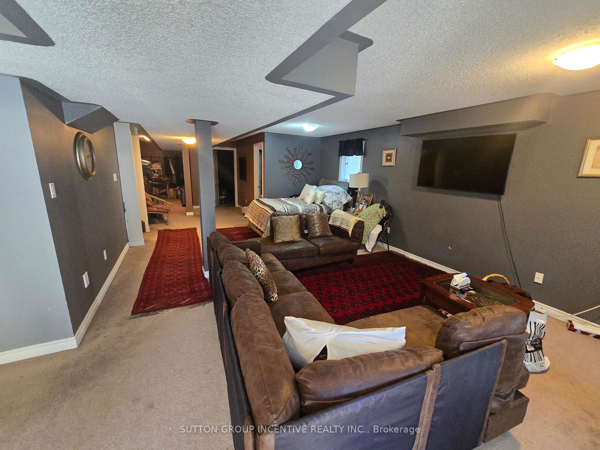 Photo 12 of 1415 Lormel Gate Avenue, Innisfil, Lefroy — HOMEH