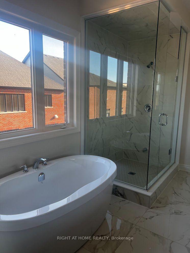 Photo 13 of 1368 Peony Path E, Oakville, Joshua Meadows — HOMEH