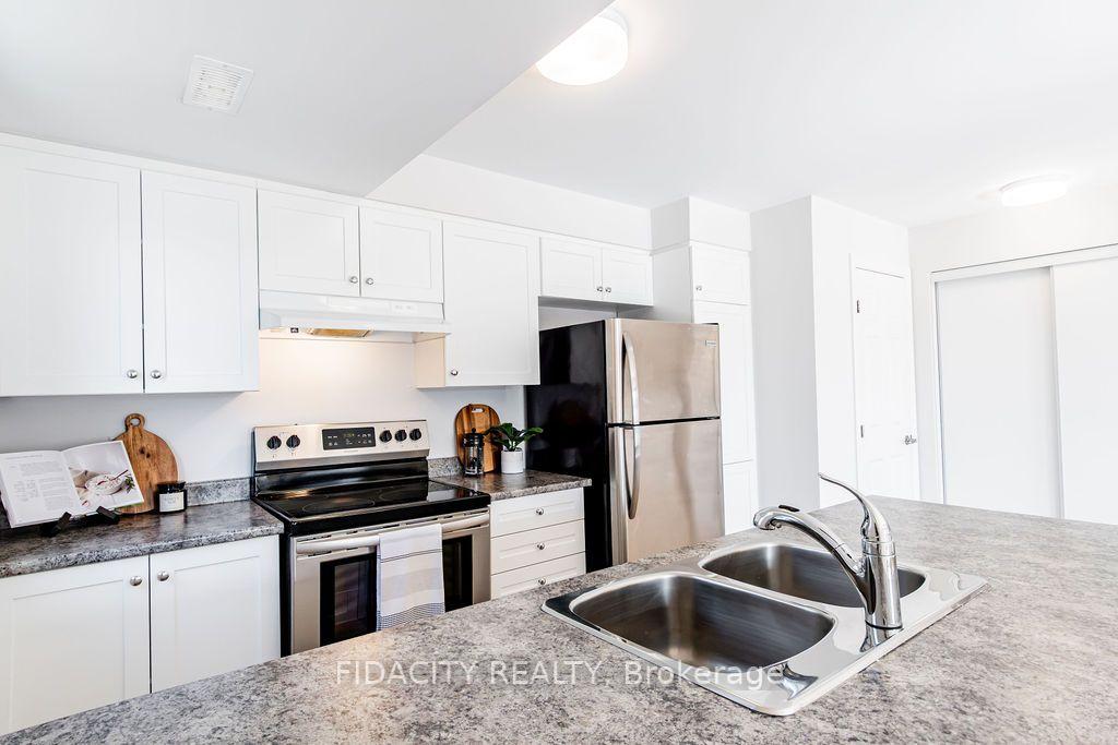 Photo 9 of 277 Zenith Private, Ottawa, Barrhaven - Half Moon Bay — HOMEH