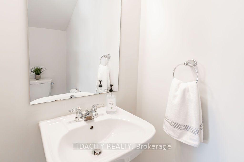 Photo 10 of 277 Zenith Private, Ottawa, Barrhaven - Half Moon Bay — HOMEH