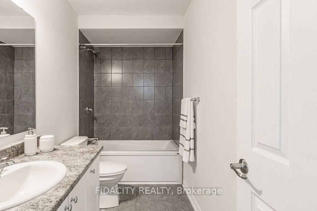Photo 17 of 277 Zenith Private, Ottawa, Barrhaven - Half Moon Bay — HOMEH