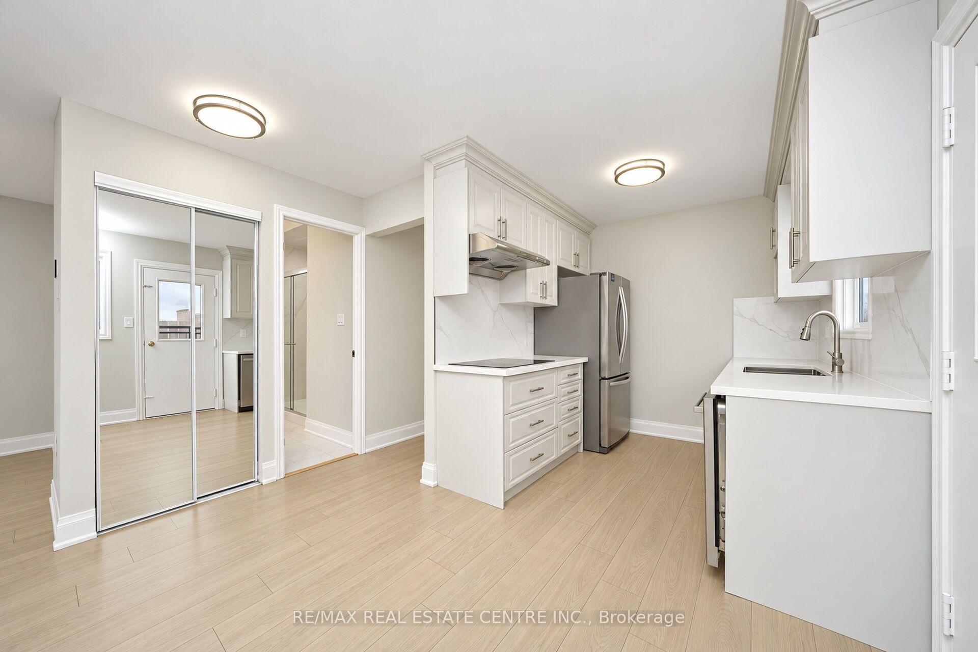 Photo 27 of 130 Martindale Crescent, Brampton, Brampton West — HOMEH