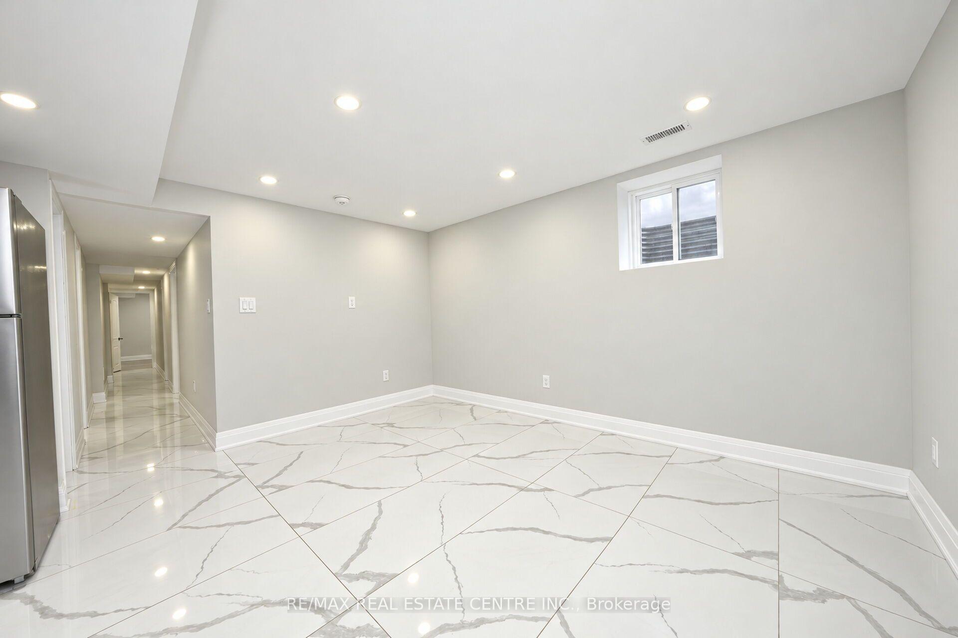 Photo 47 of 130 Martindale Crescent, Brampton, Brampton West — HOMEH
