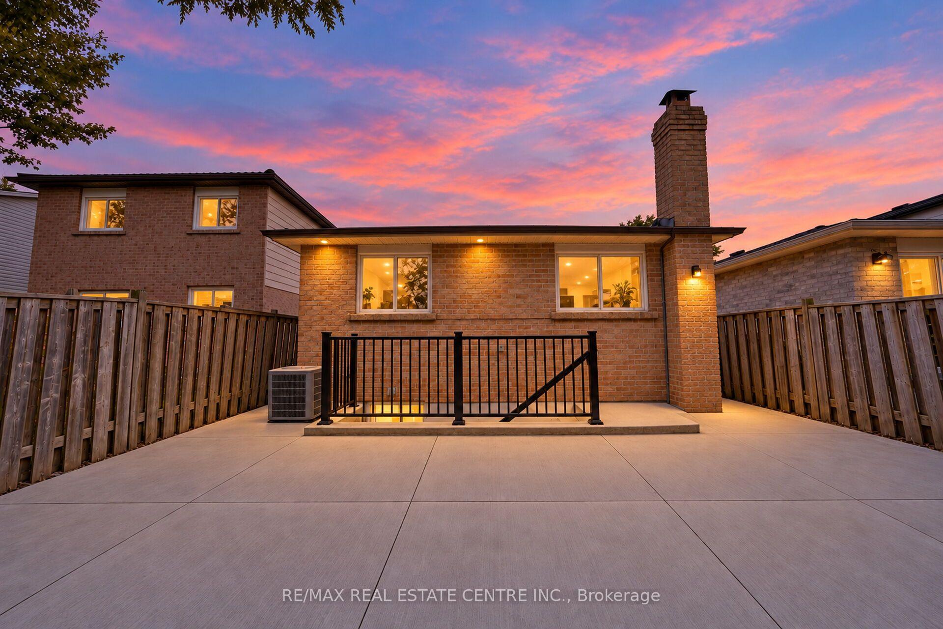Photo 62 of 130 Martindale Crescent, Brampton, Brampton West — HOMEH
