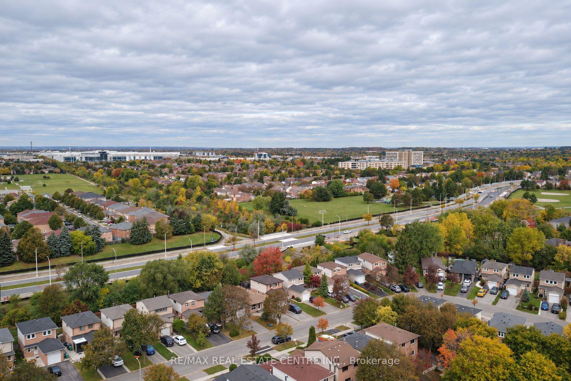 Photo 65 of 130 Martindale Crescent, Brampton, Brampton West — HOMEH