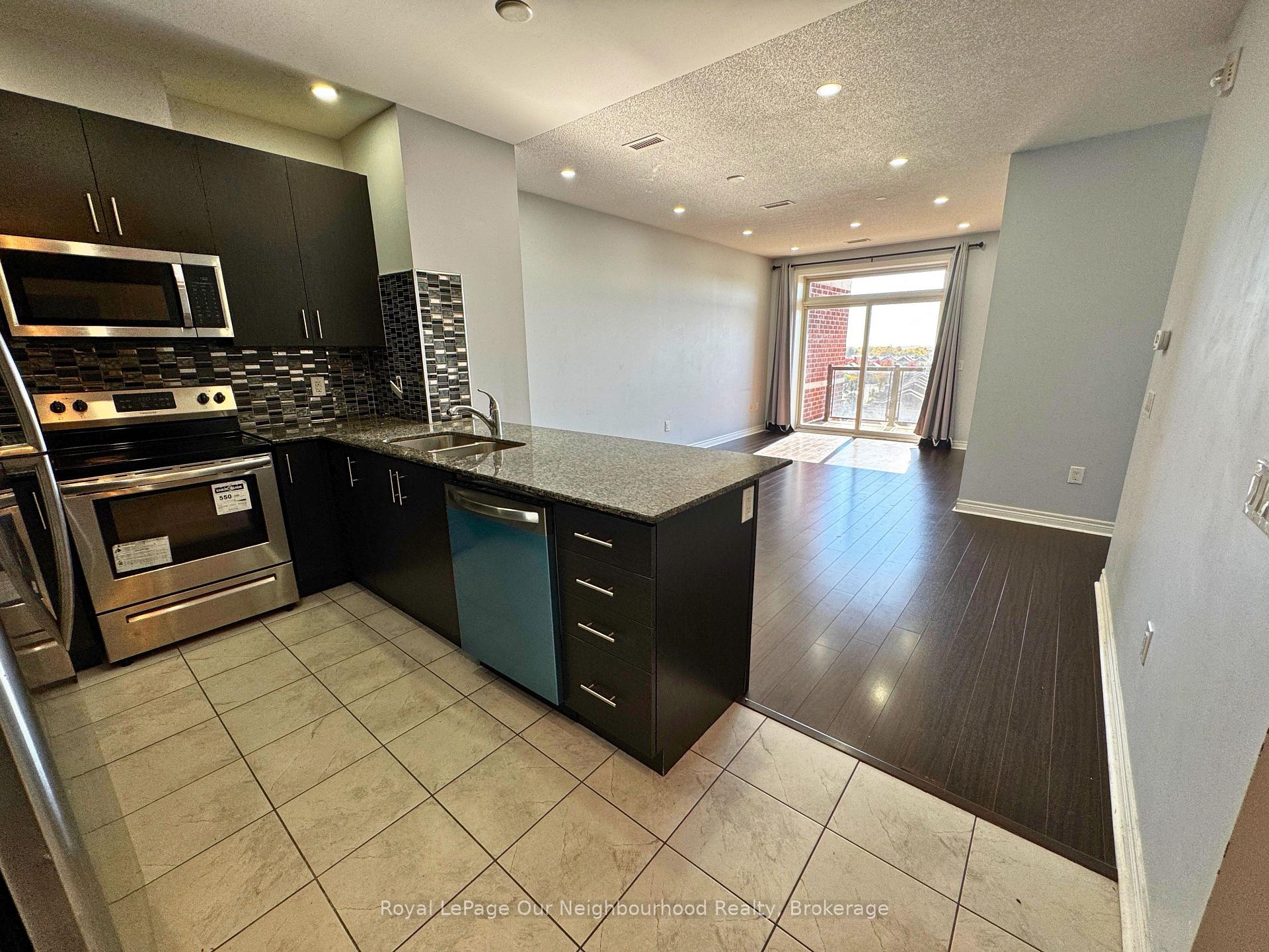 Photo 2 of Unit 814, 7325 Markham Road, Markham, Cedarwood — HOMEH