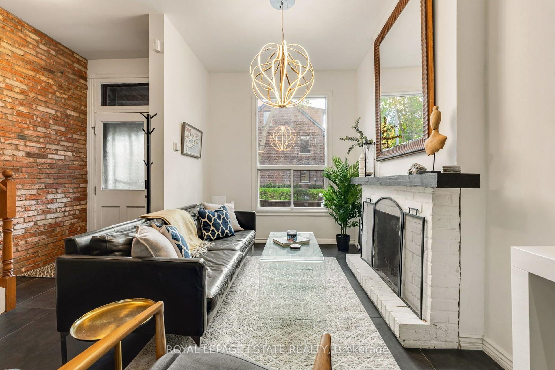 Photo 4 of 84 London Street, Toronto, The Annex — HOMEH