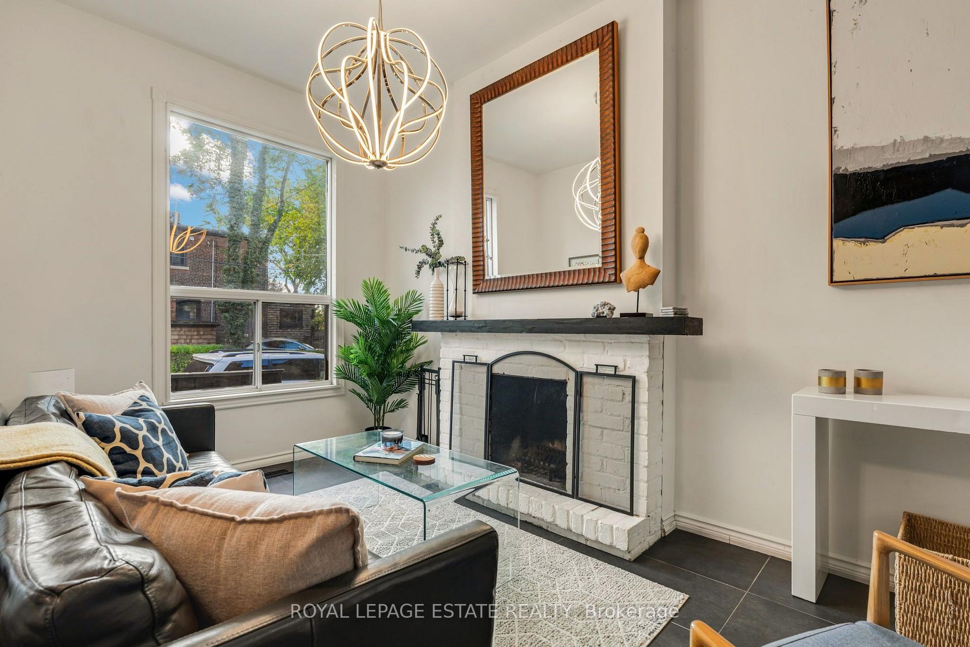 Photo 5 of 84 London Street, Toronto, The Annex — HOMEH