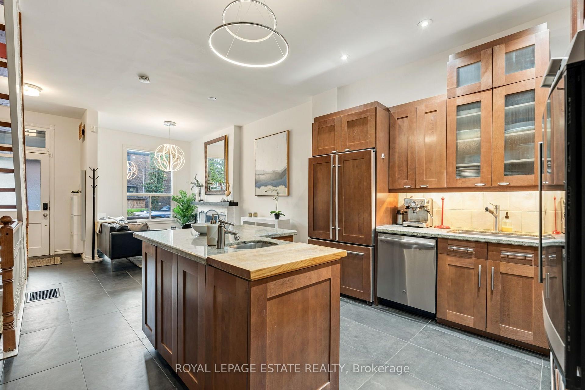 Photo 7 of 84 London Street, Toronto, The Annex — HOMEH