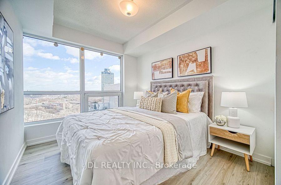 Photo 13 of Unit 1608, 395 Bloor Street E, Toronto, North St. James Town — HOMEH