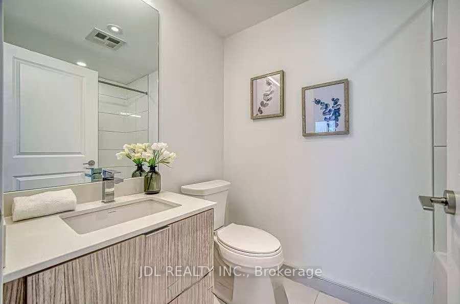 Photo 21 of Unit 1608, 395 Bloor Street E, Toronto, North St. James Town — HOMEH