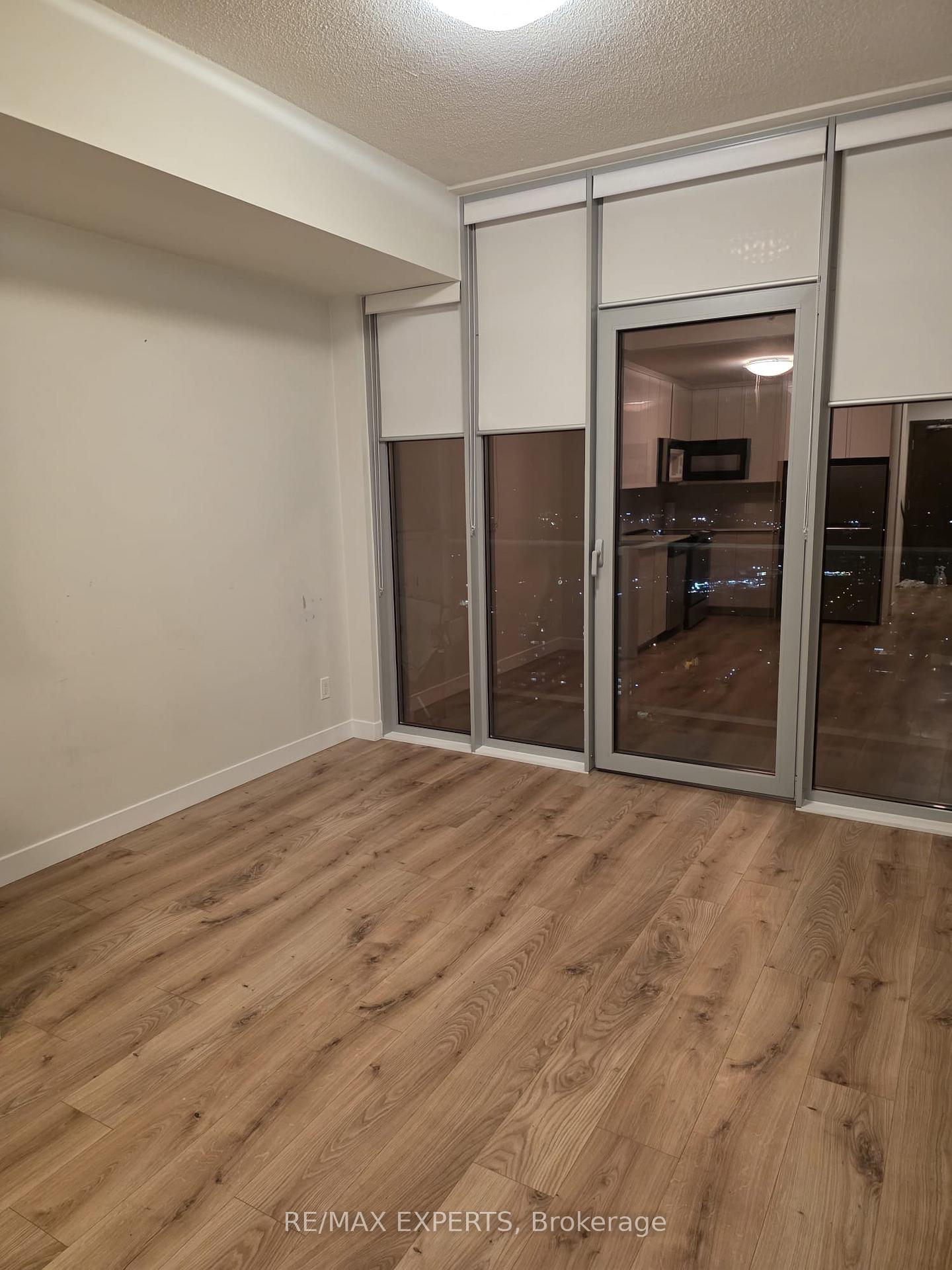 Photo 10 of Unit 3403, 60 Frederick Street, Kitchener, Civic Centre — HOMEH