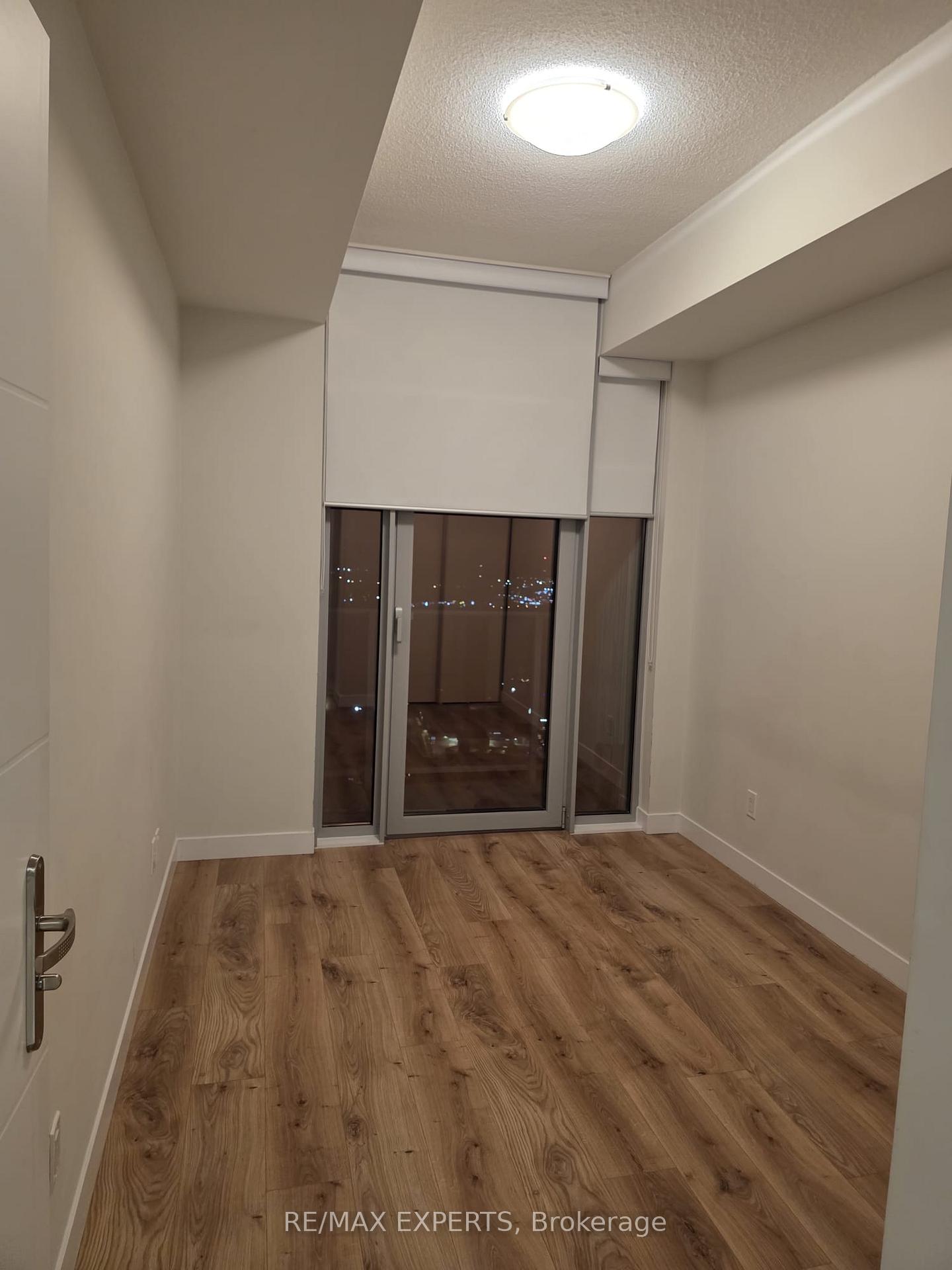 Photo 11 of Unit 3403, 60 Frederick Street, Kitchener, Civic Centre — HOMEH