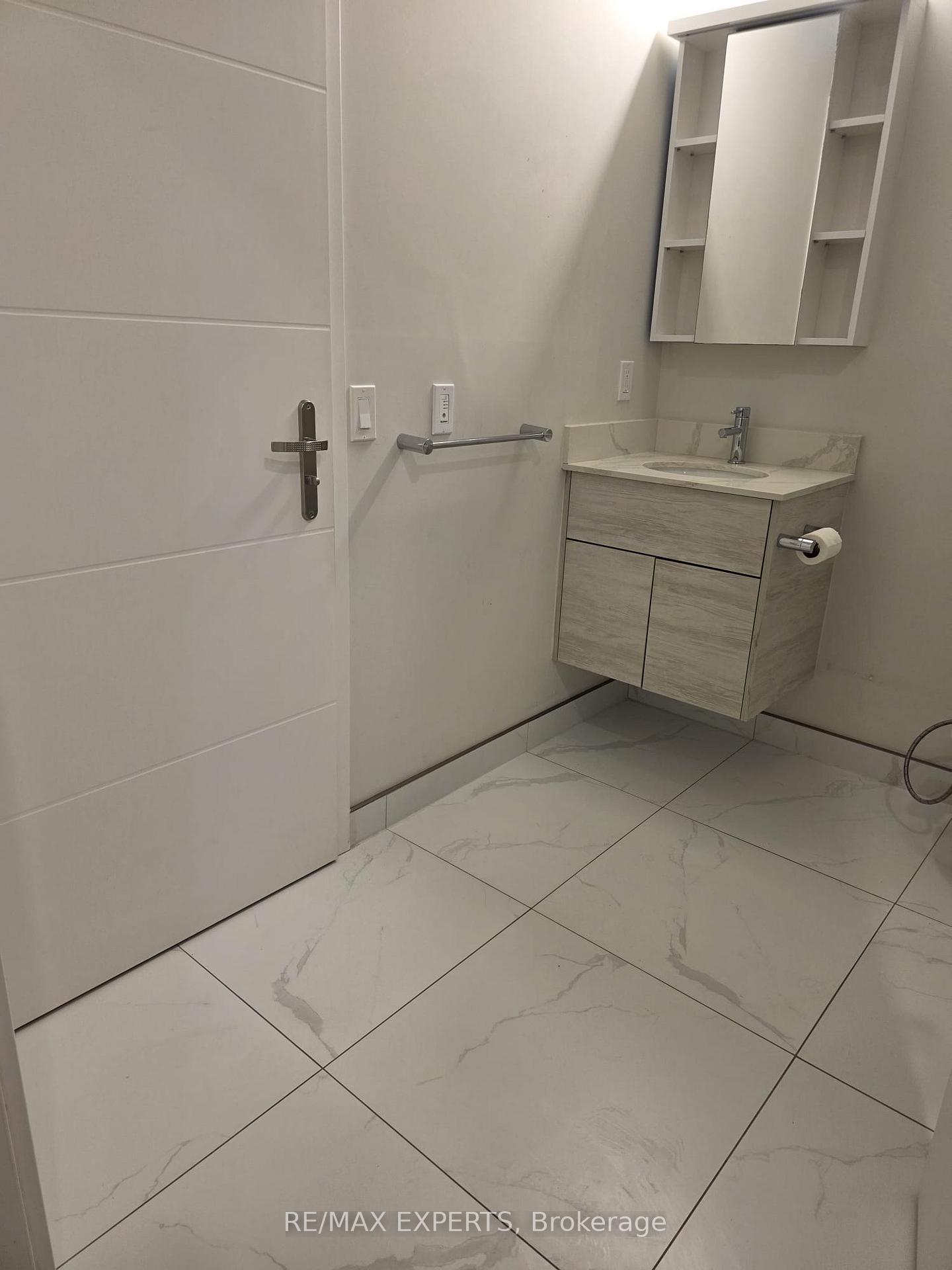 Photo 14 of Unit 3403, 60 Frederick Street, Kitchener, Civic Centre — HOMEH