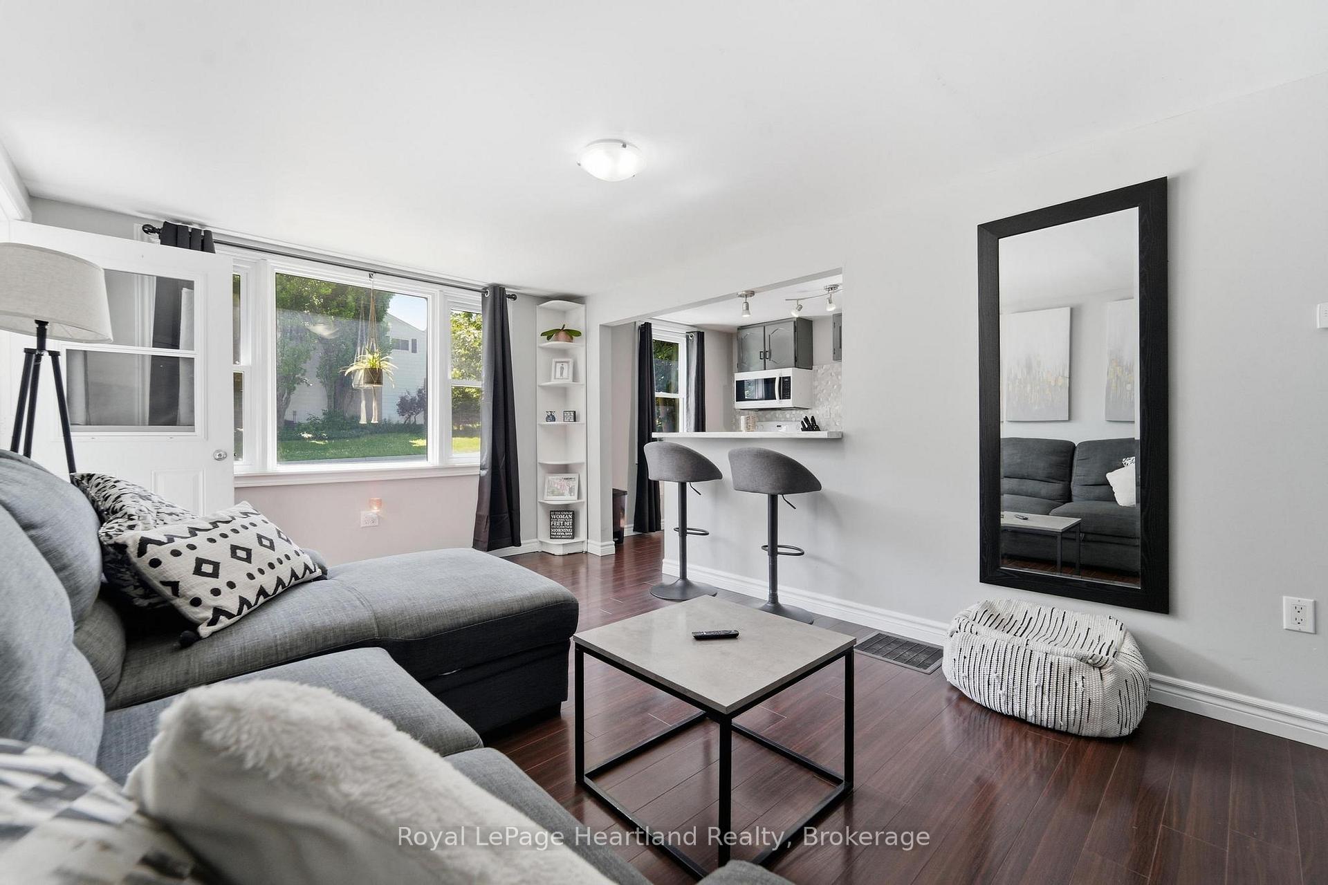 Photo 7 of 20 William Street S, Central Huron, Clinton — HOMEH